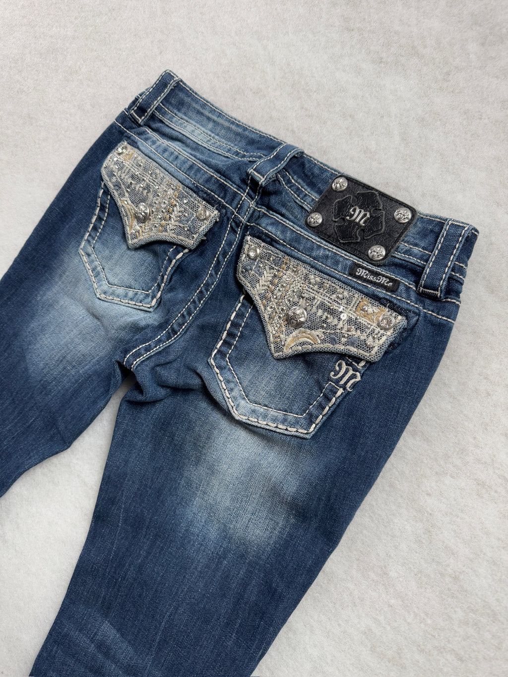 Miss Me Boot Cut Low Waist Jeans 27
