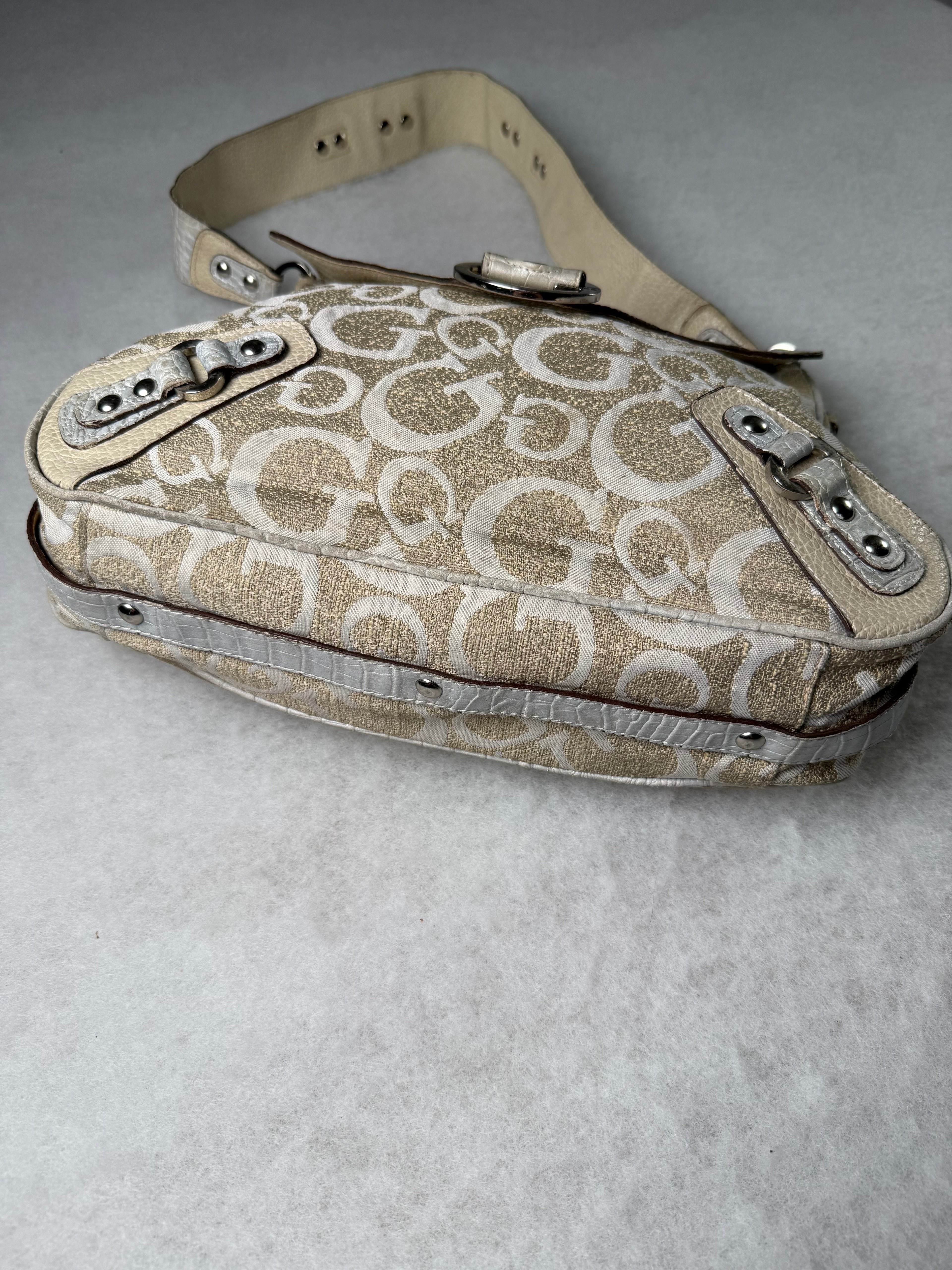 Guess Tasche