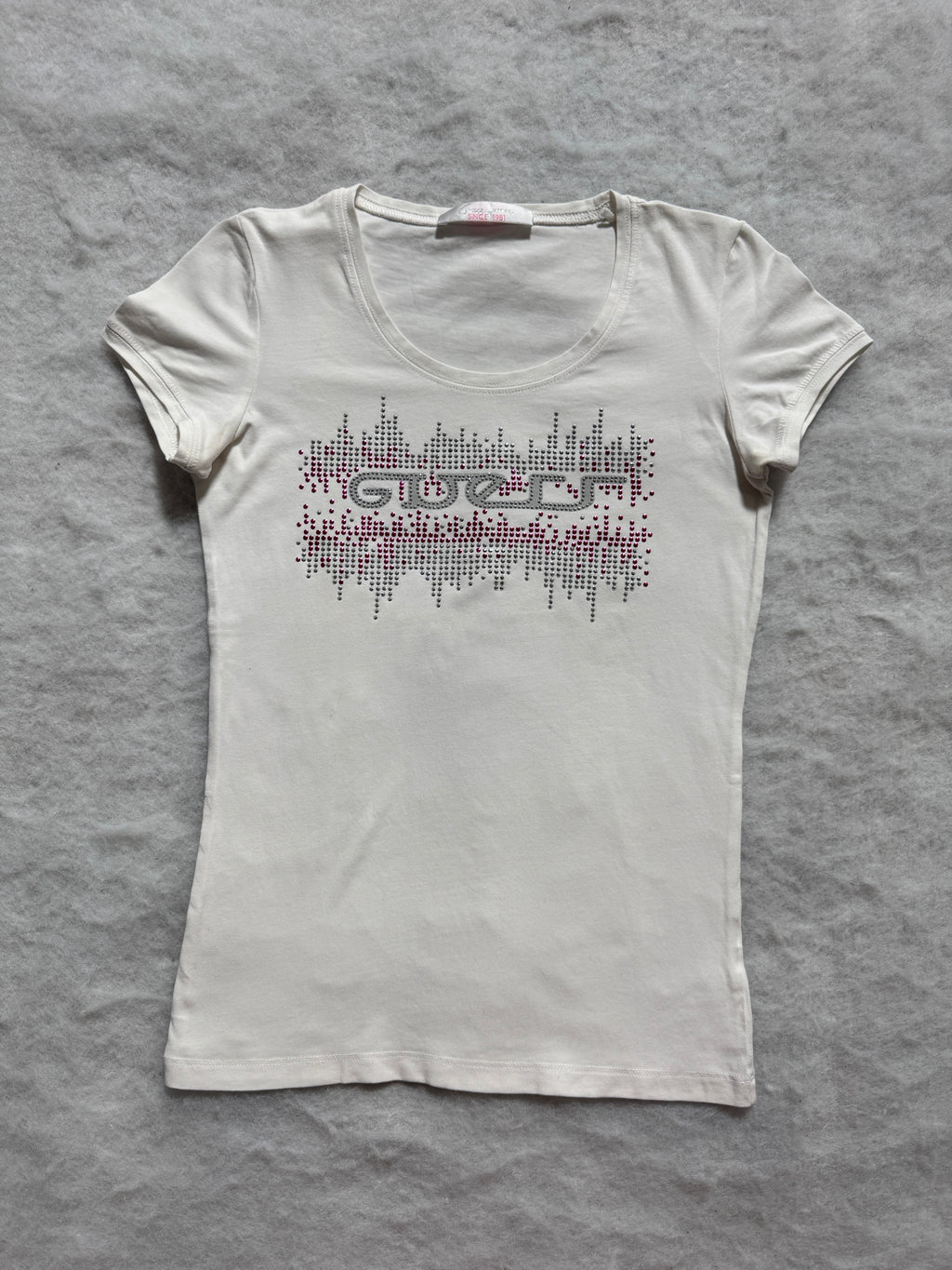 Guess Top mit Logo