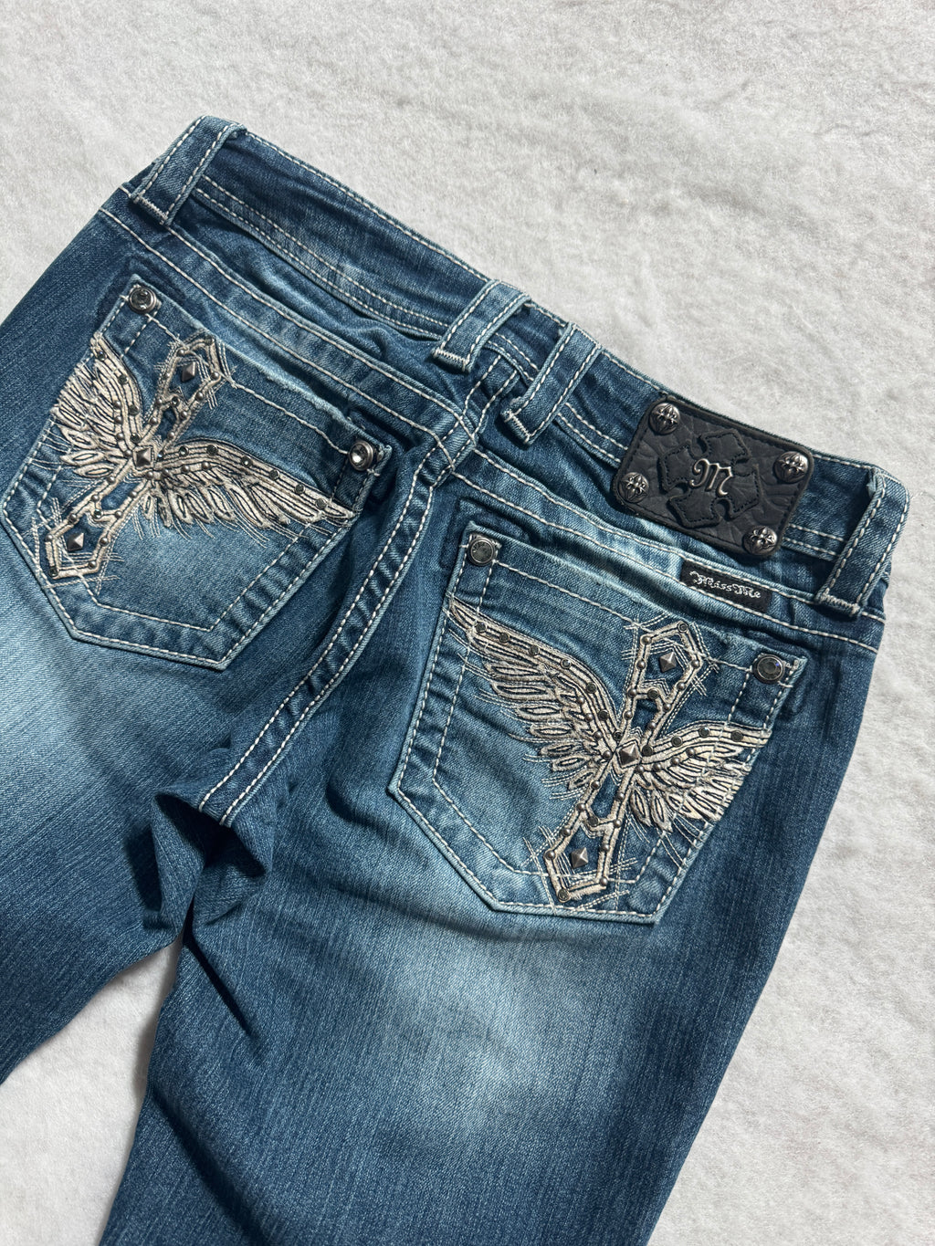 Miss Me Boot Cut Low Waist Jeans 28