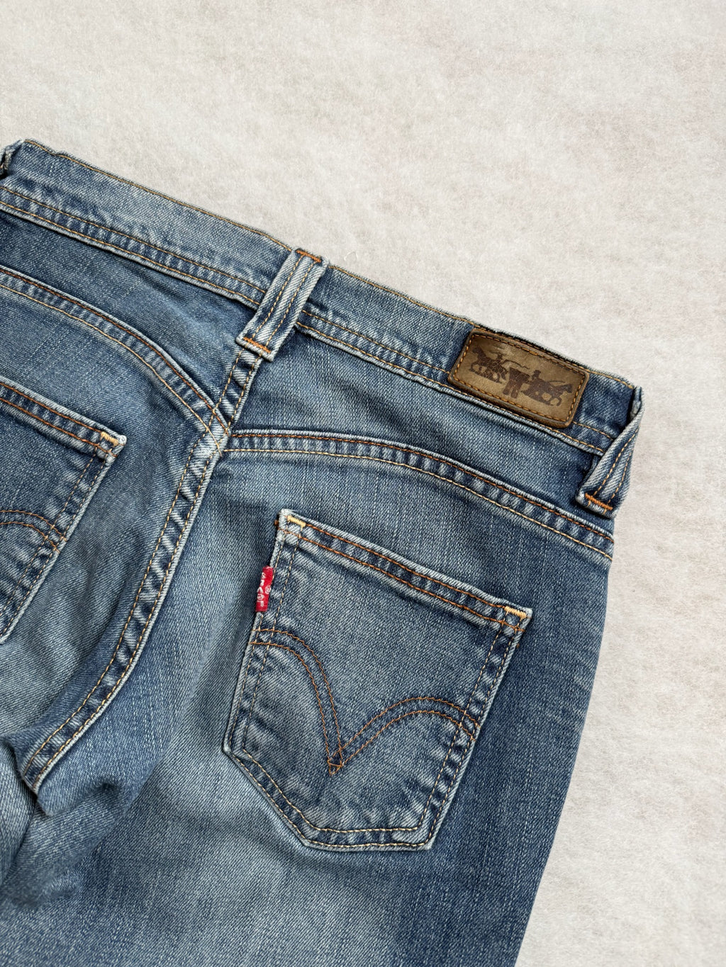 Levi’s Boot Cut Low Waist Jeans 26