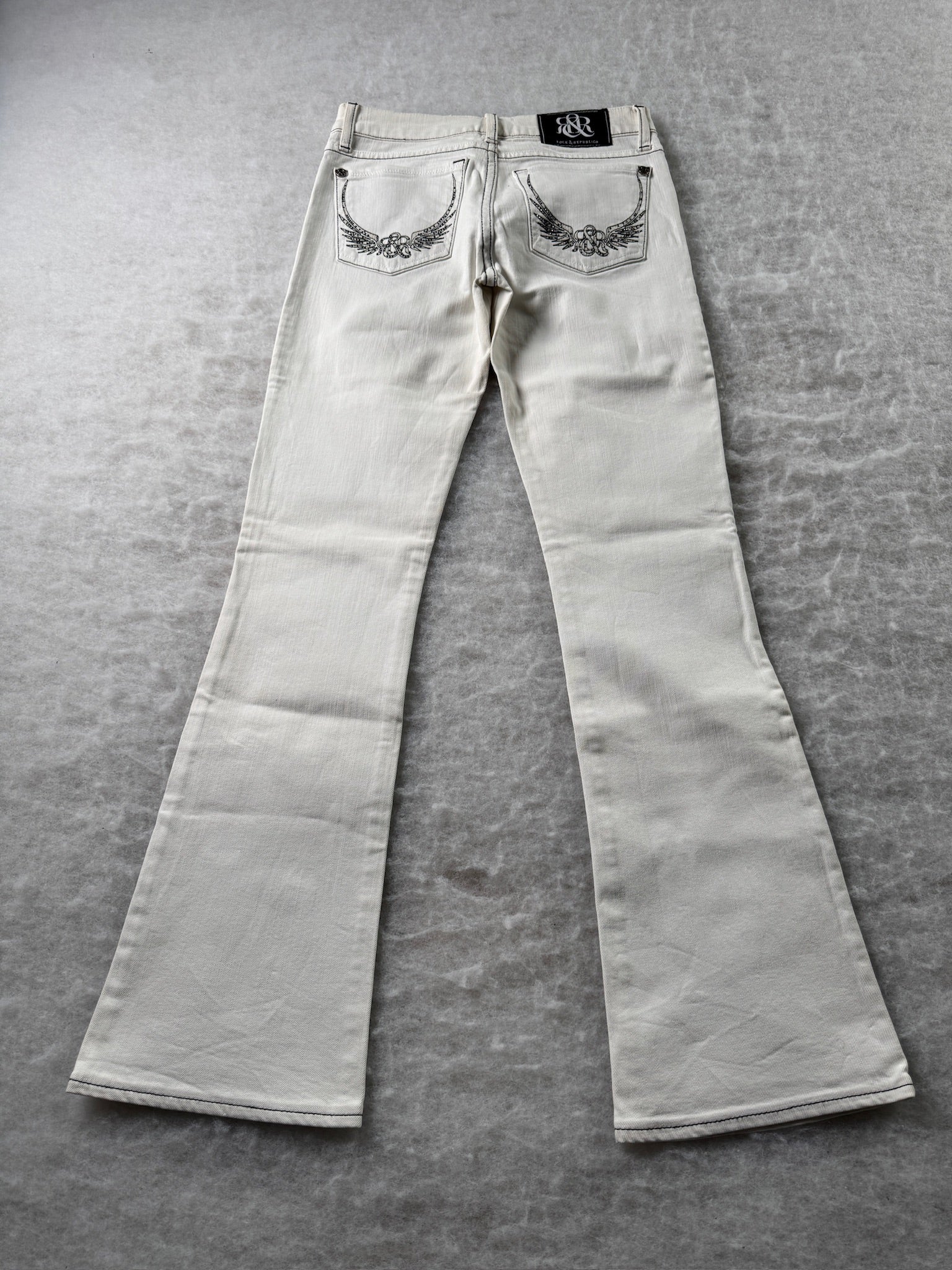 Rock & Republic Boot Cut Low Waist Jeans 27
