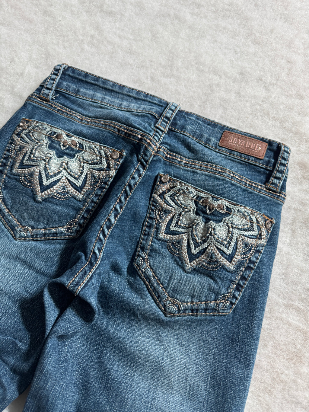 Boot Cut Low Waist Jeans Blau, Foto 3 von 4