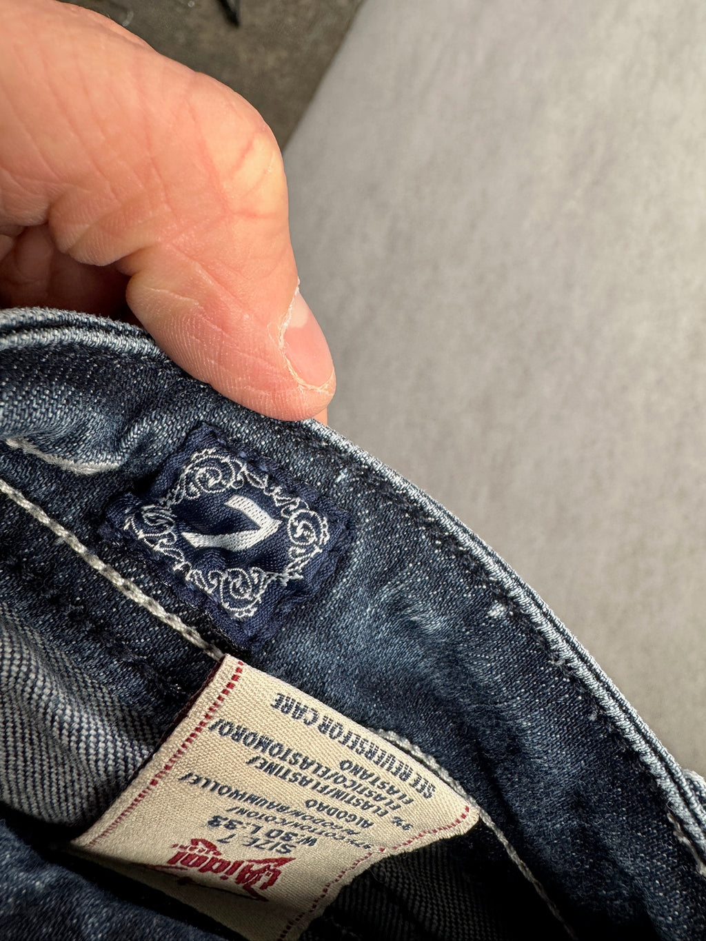 La Idol Boot Cut Low Waist Jeans 26