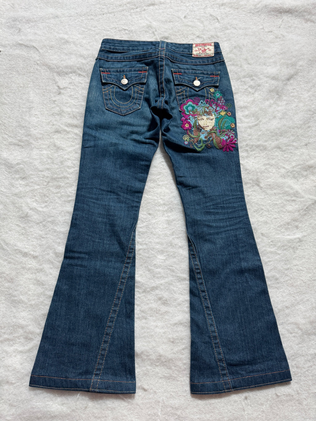 True Religion Boot Cut Low Waist Jeans Blau, Foto 2 von 4