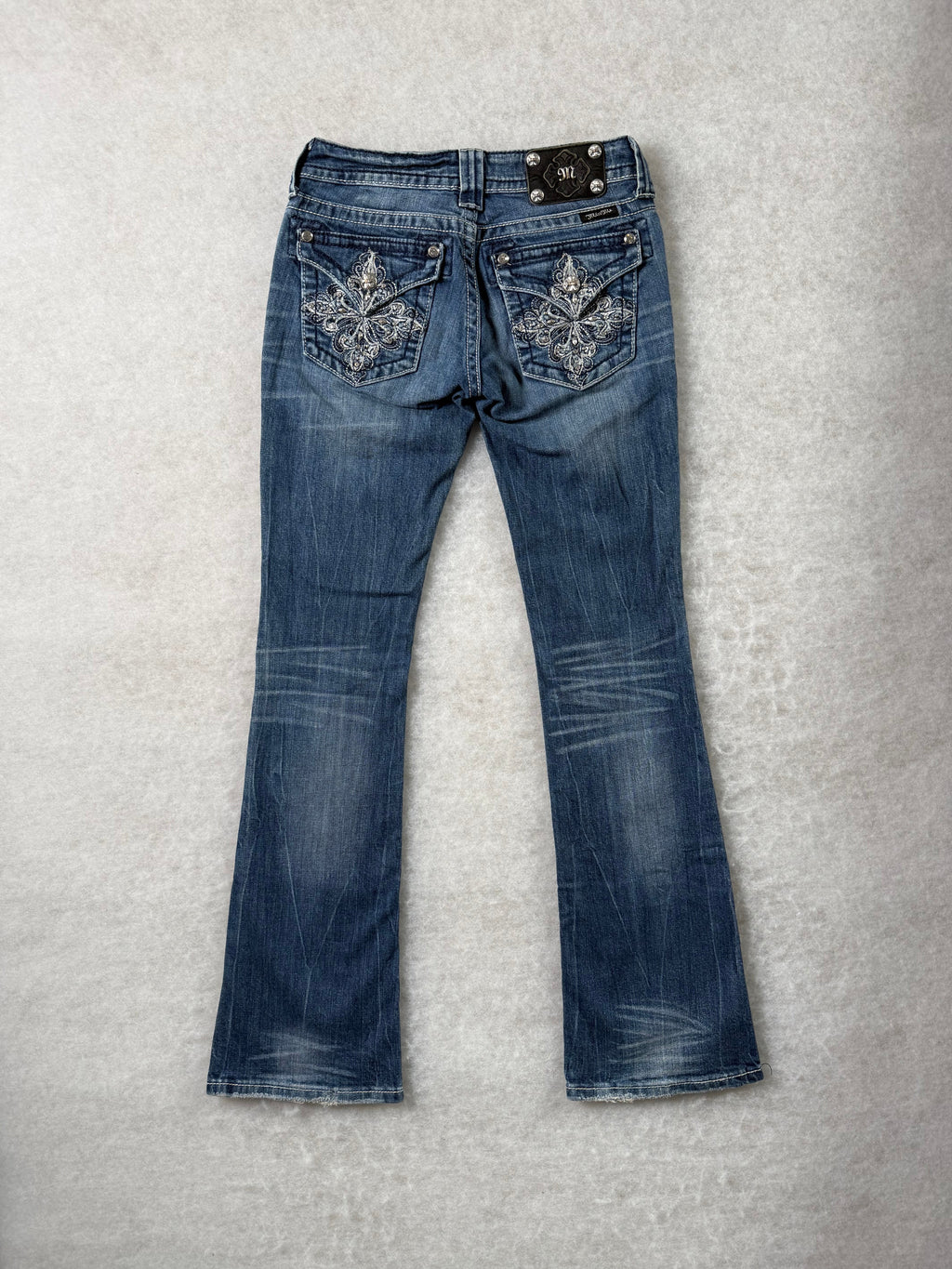 Miss Me Boot Cut Low Waist Jeans 26