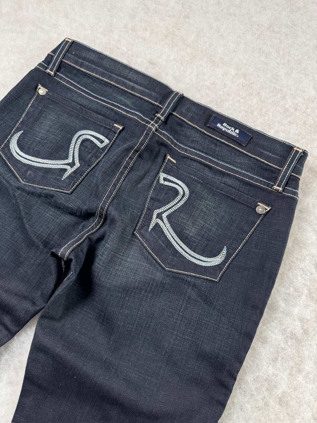 Rock & Republic Boot Cut Low Waist Jeans 29