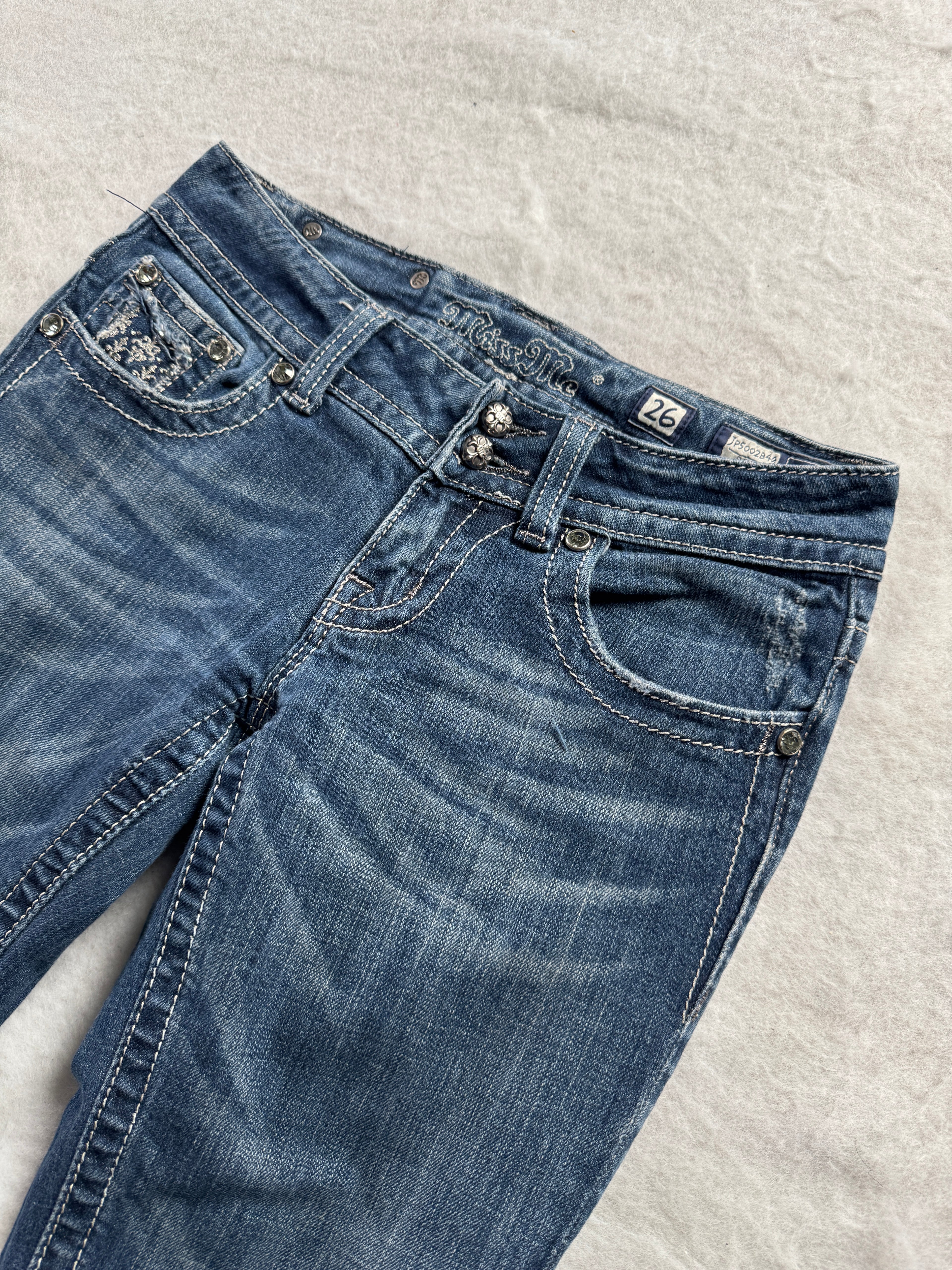Miss Me Boot Cut Low Waist Jeans 26
