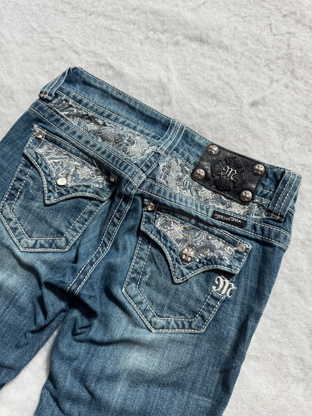 Miss Me Boot Cut Low Waist Jeans 25