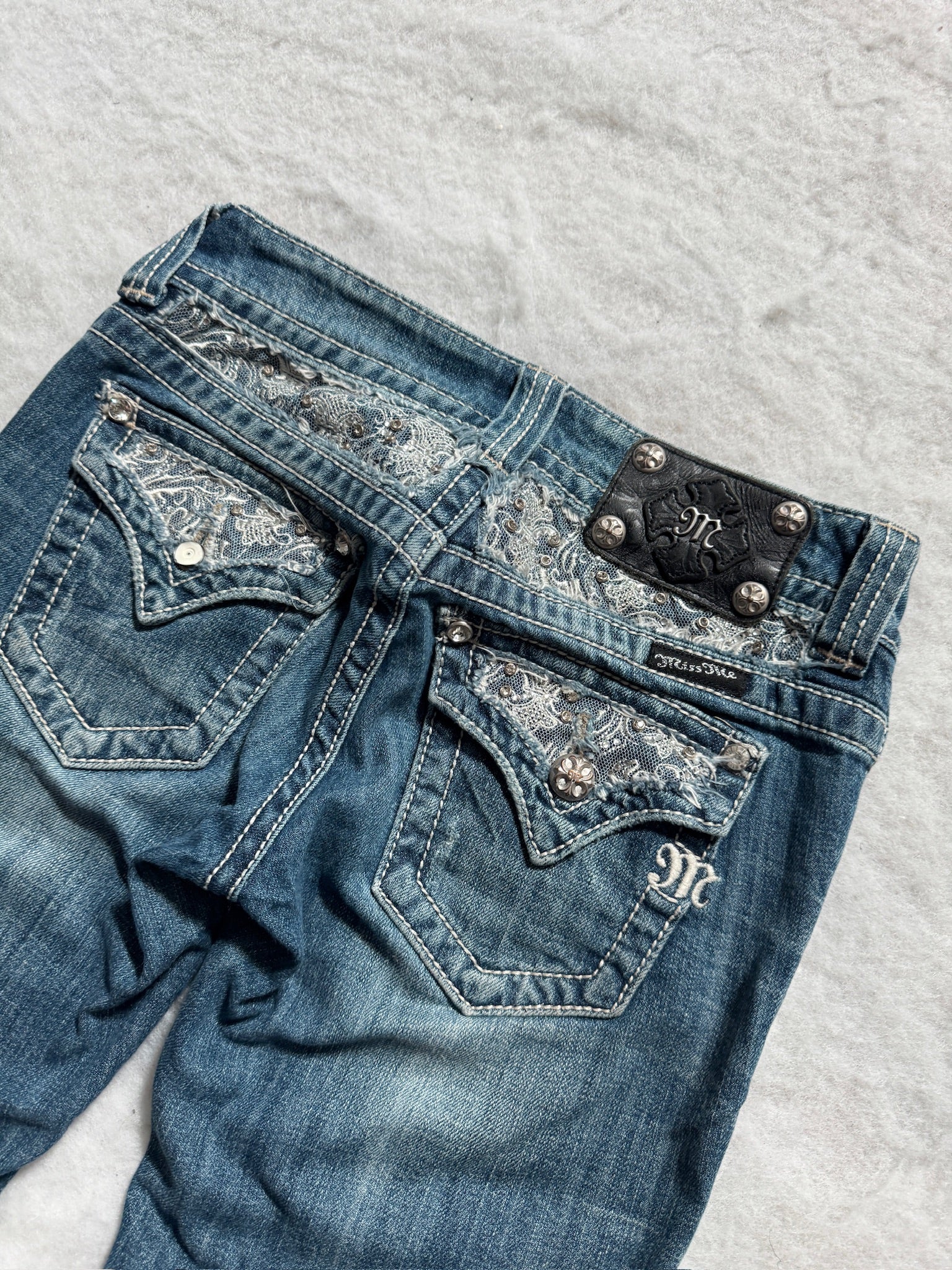 Miss Me Boot Cut Low Waist Jeans 25