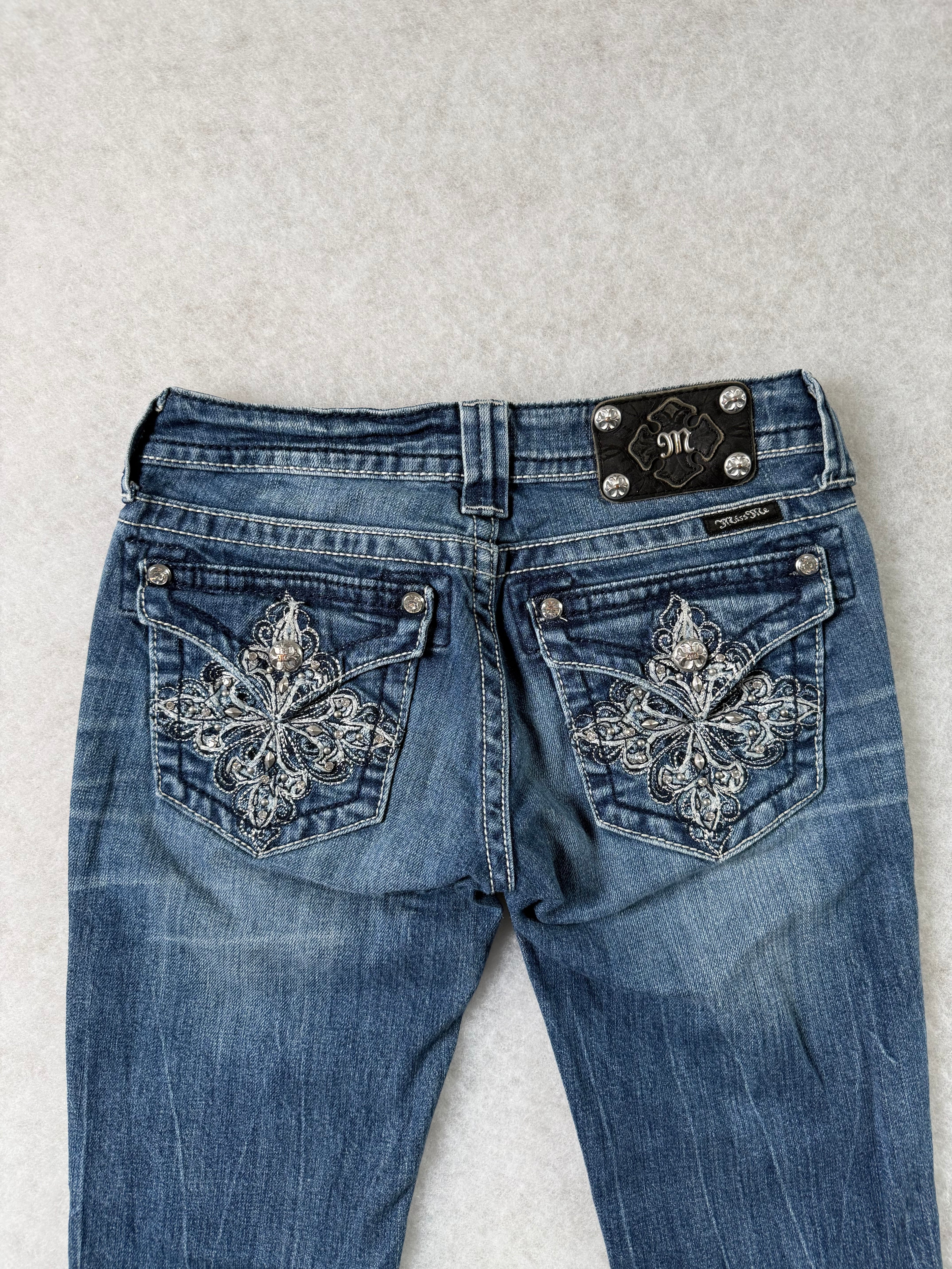 Miss Me Boot Cut Low Waist Jeans 26