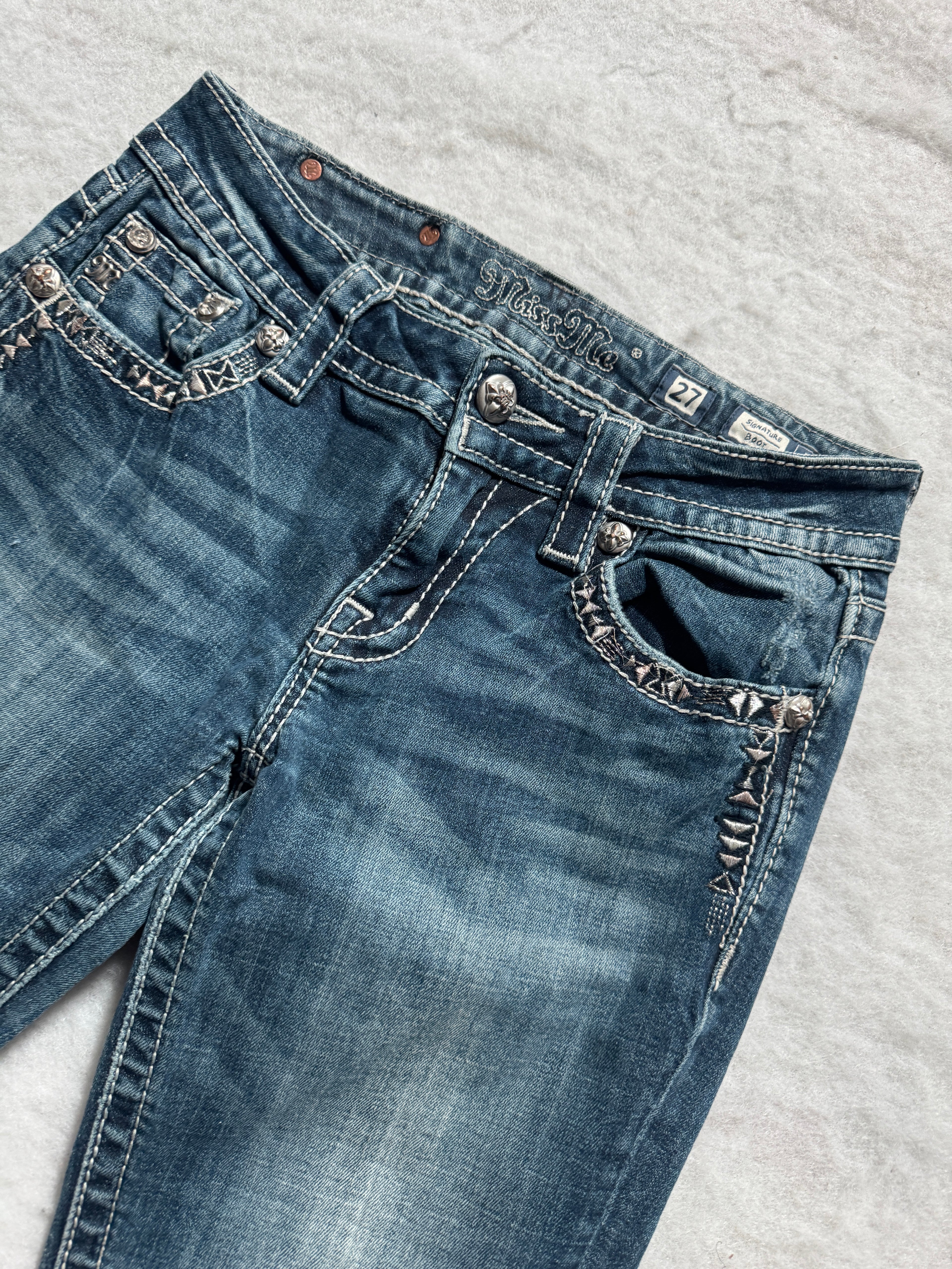 Miss Me Boot Cut Low Waist Jeans 27