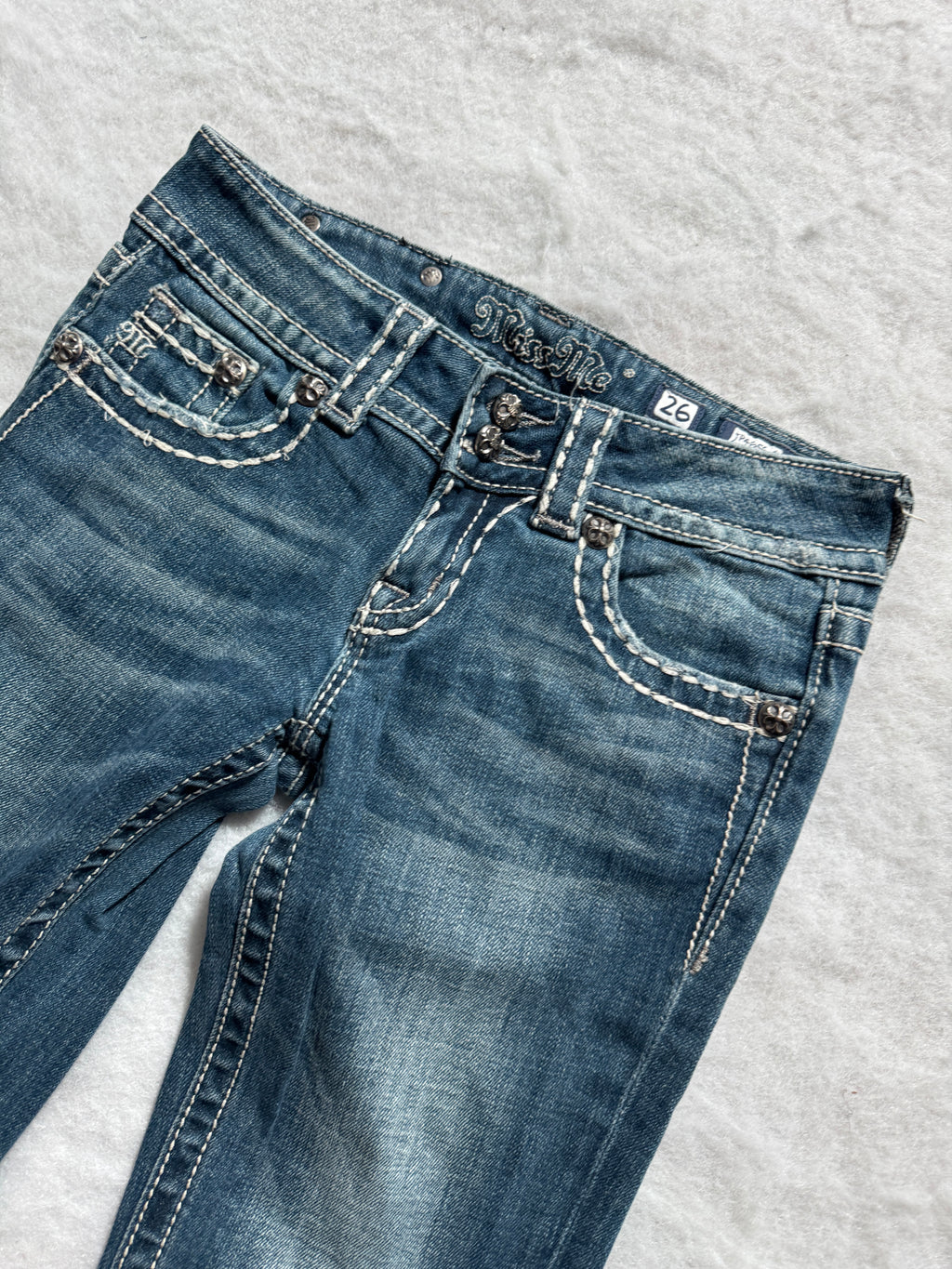 Miss Me Boot Cut Low Waist Jeans 26