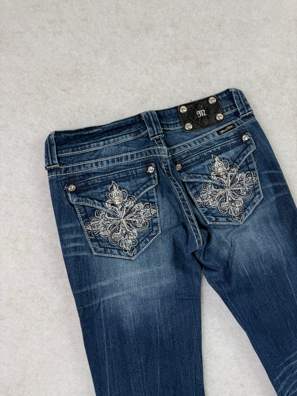 Miss Me Boot Cut Low Waist Jeans 27