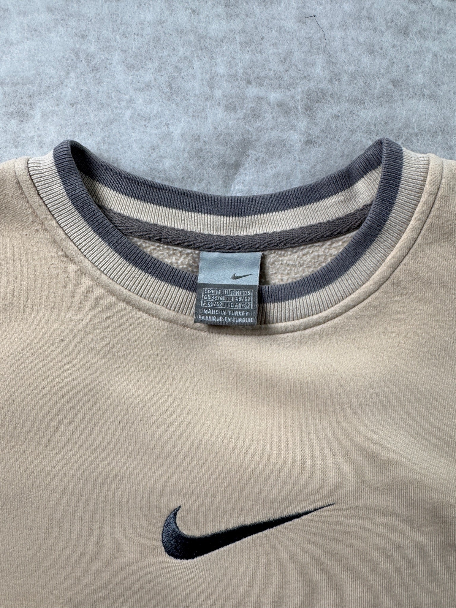 Nike Swoosh Pullover
