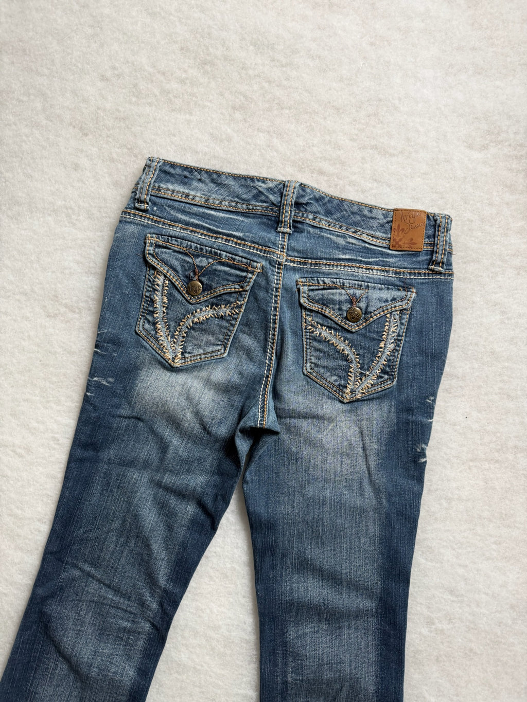 Boot Cut Low Waist Jeans 27
