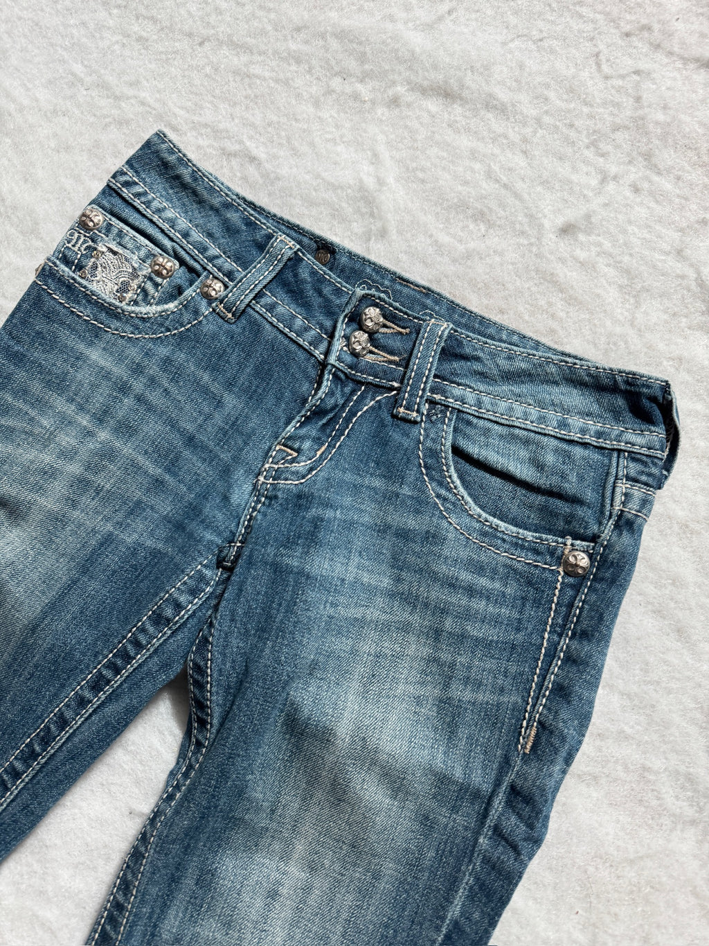 Miss Me Boot Cut Low Waist Jeans 25