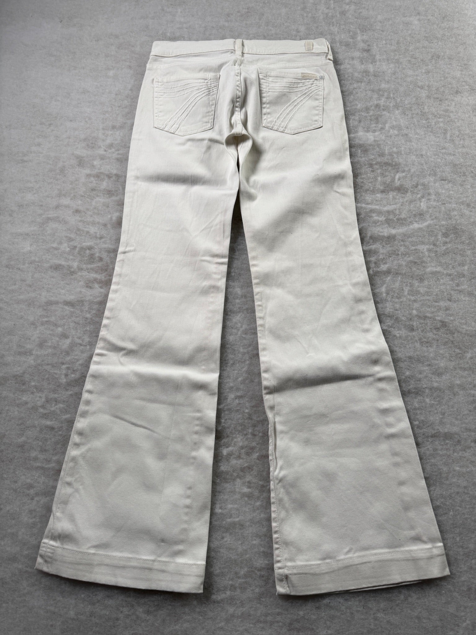 Seven Boot Cut Low Waist Jeans 29