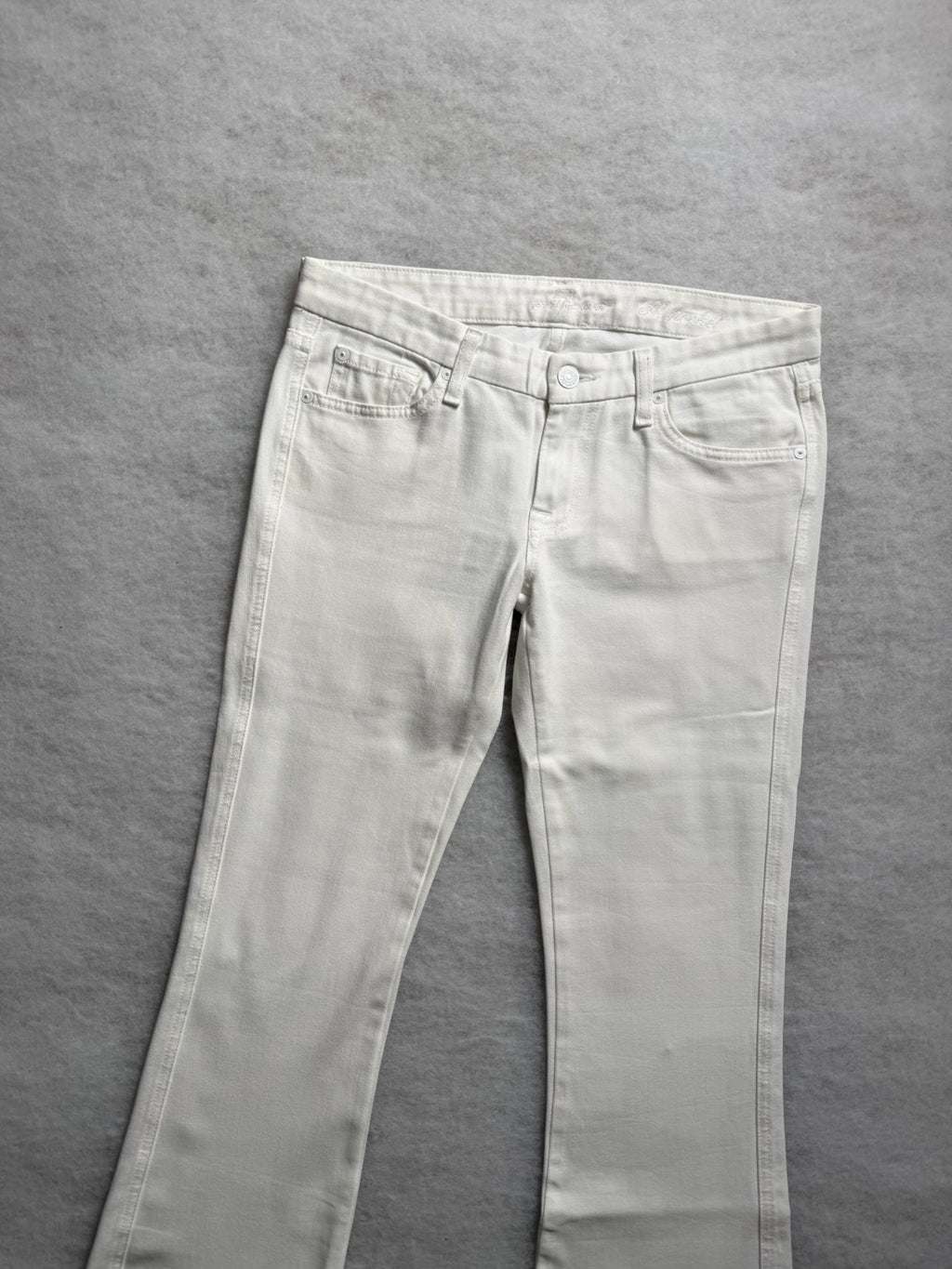 Seven Boot Cut Low Waist Jeans 27