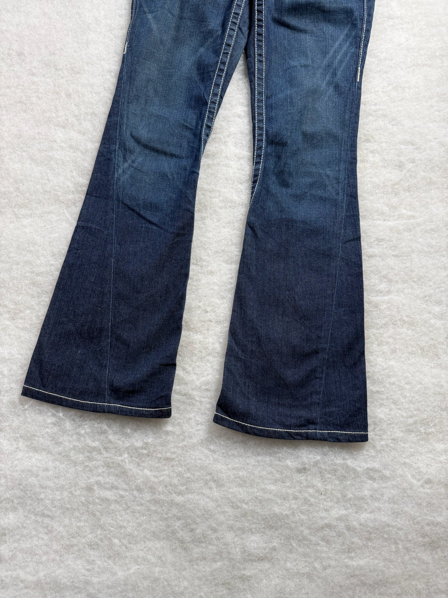 True Religion Boot Cut Low Waist Jeans 26