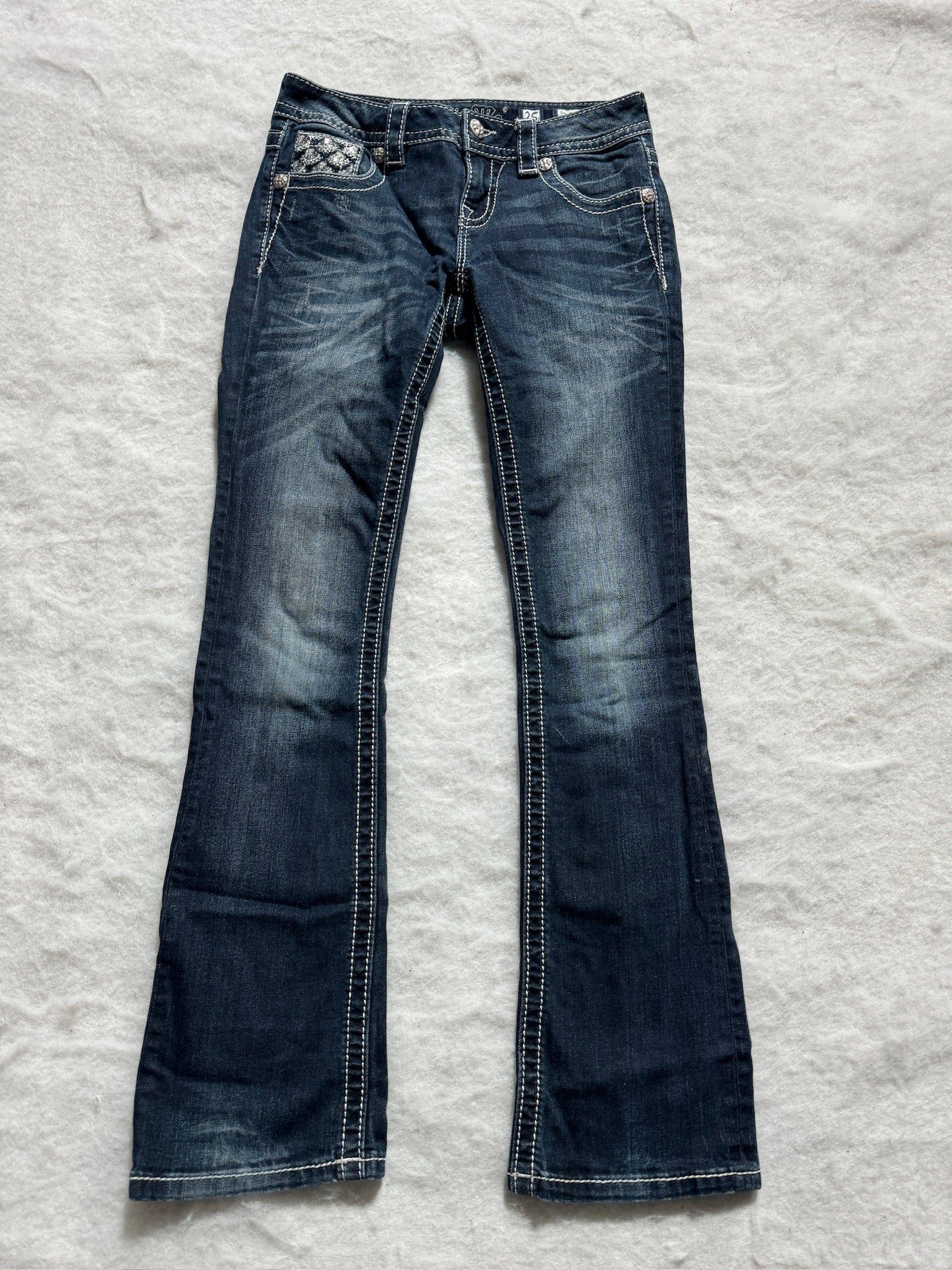 Miss Me Boot Cut Low Waist Jeans 25