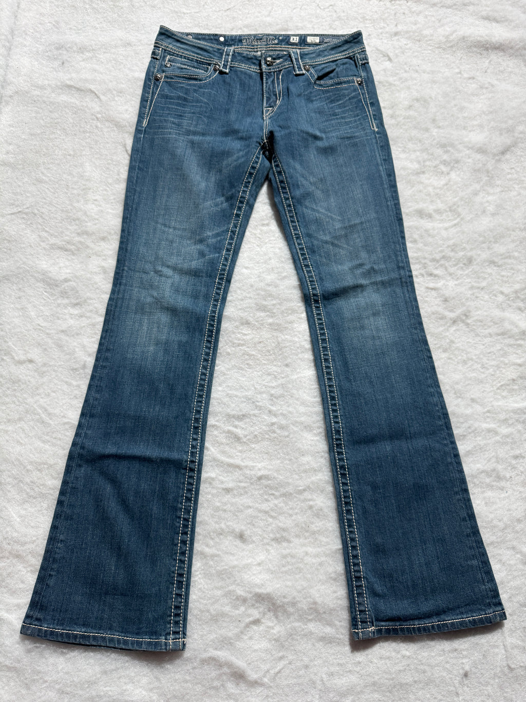 Miss Me Boot Cut Low Waist Jeans 31