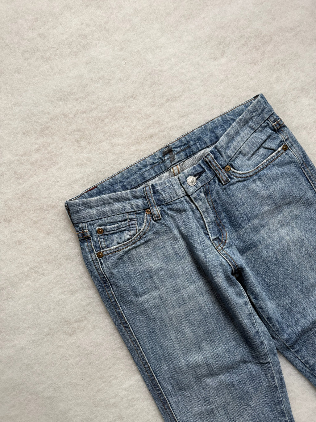 Seven Boot Cut Low Waist Jeans 27