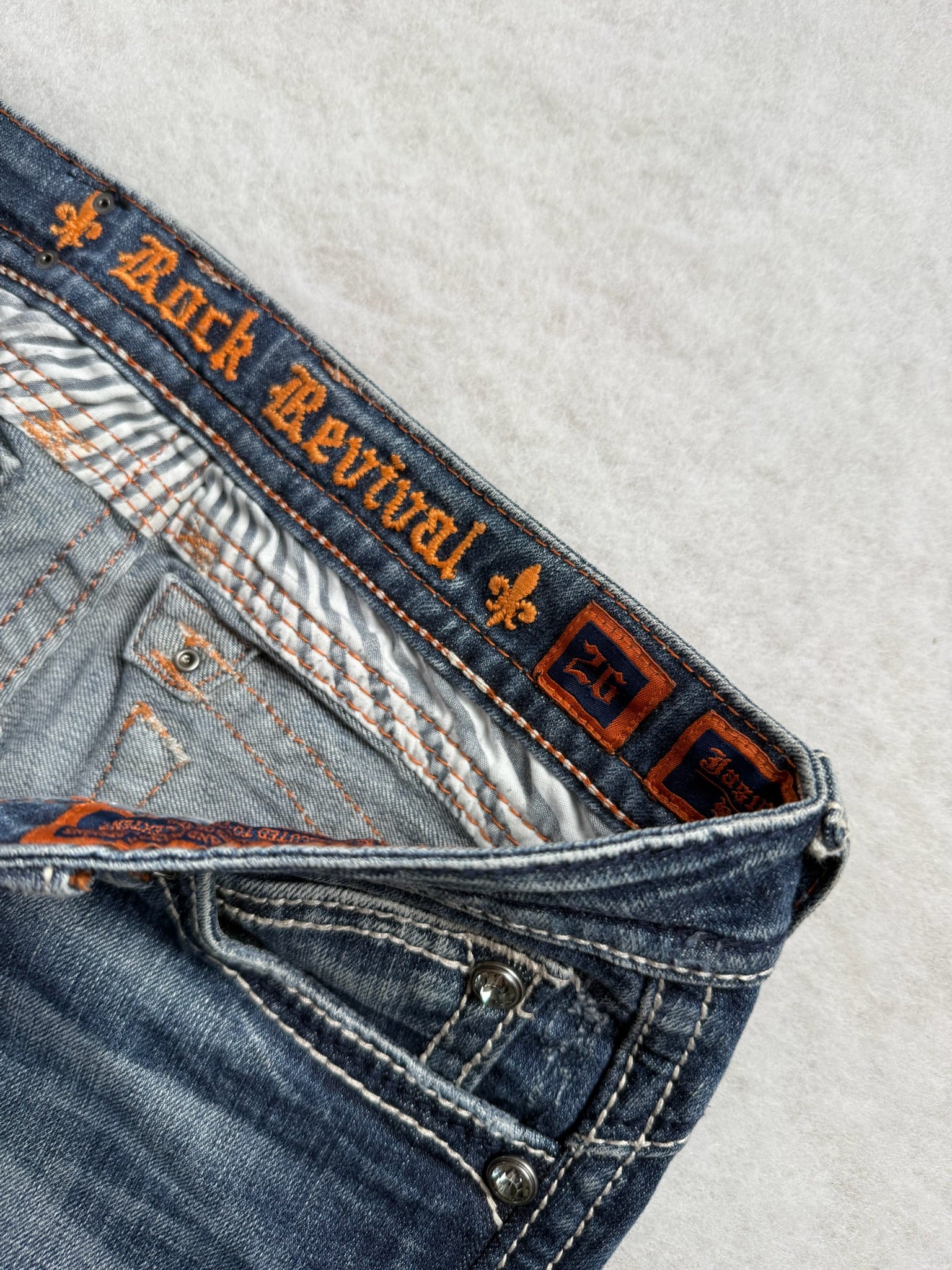 Rock Revival Boot Cut Low Waist Jeans 26