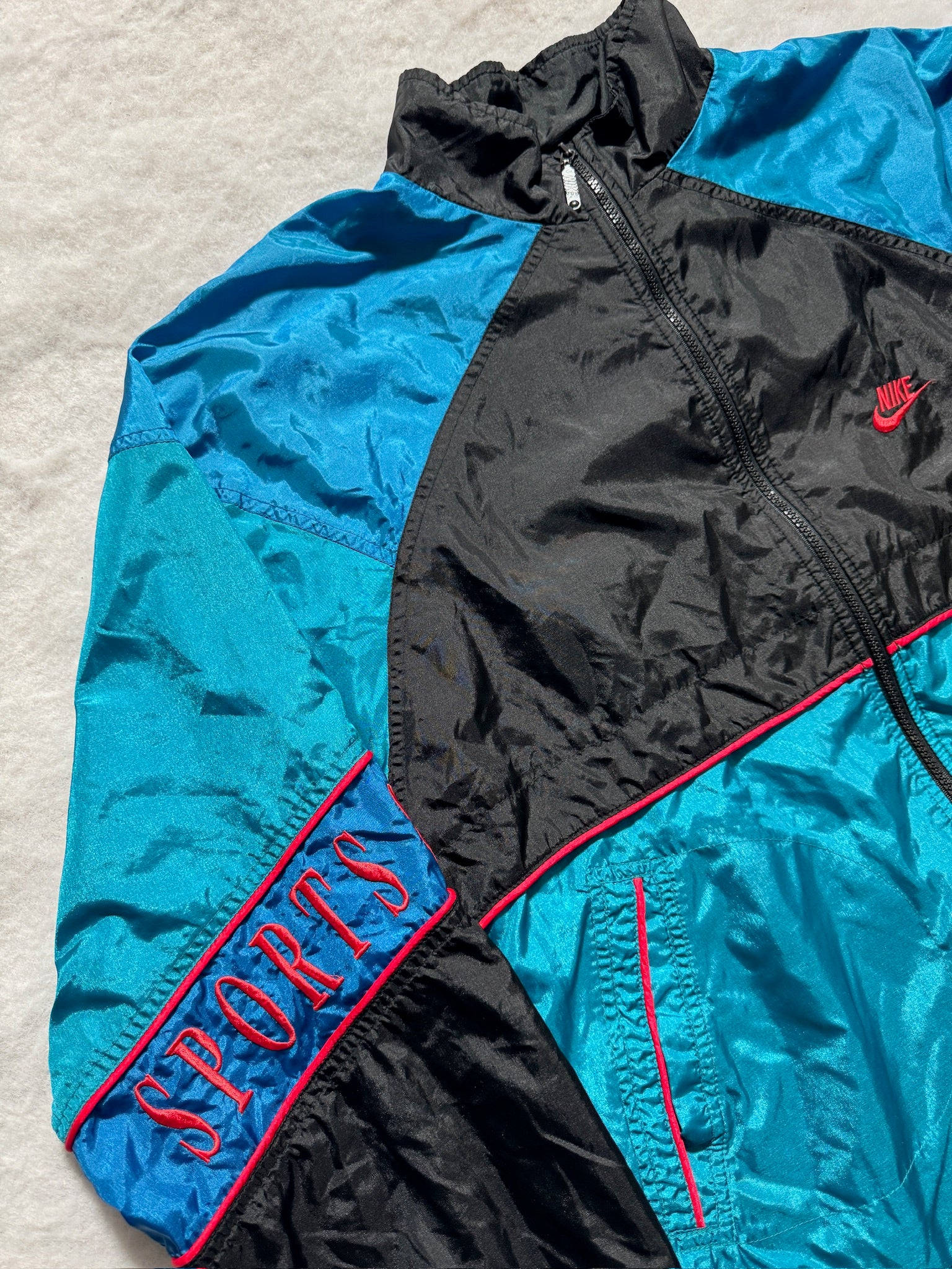Nike Retro Windbreaker