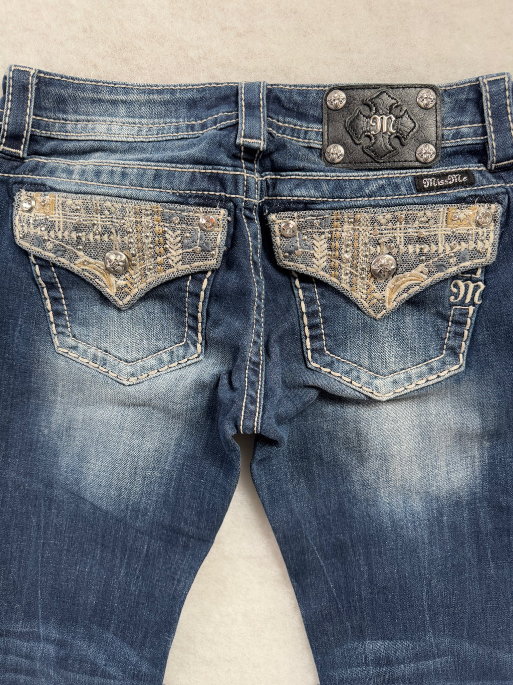 Miss Me Boot Cut Low Waist Jeans 27