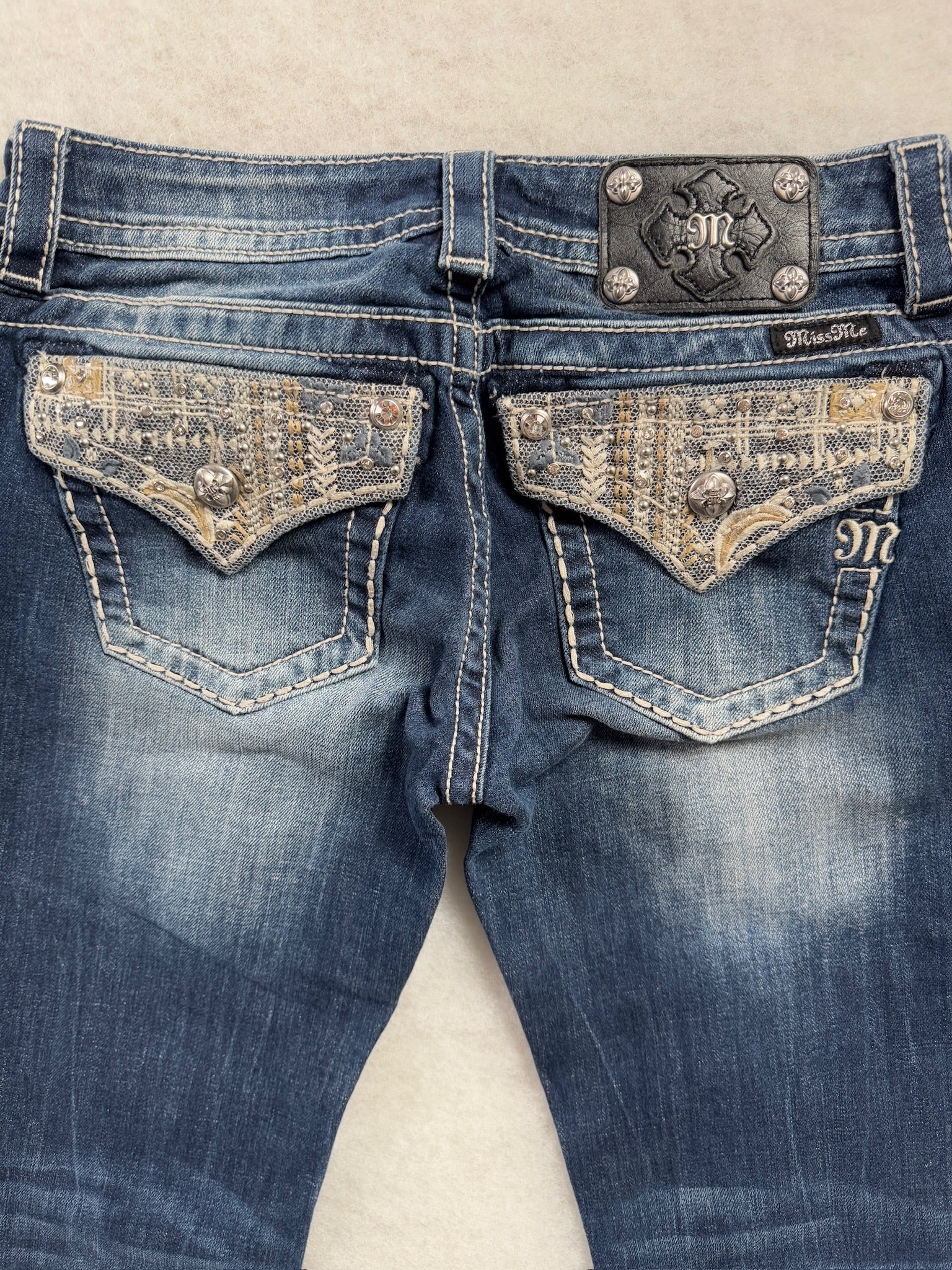 Miss Me Boot Cut Low Waist Jeans 27