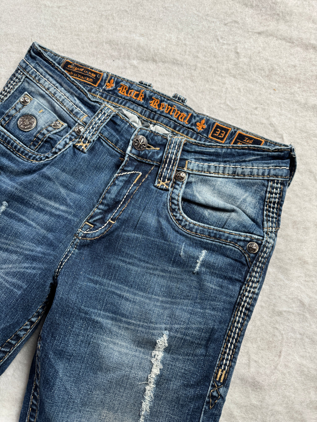 Rock Revival Jeans 33