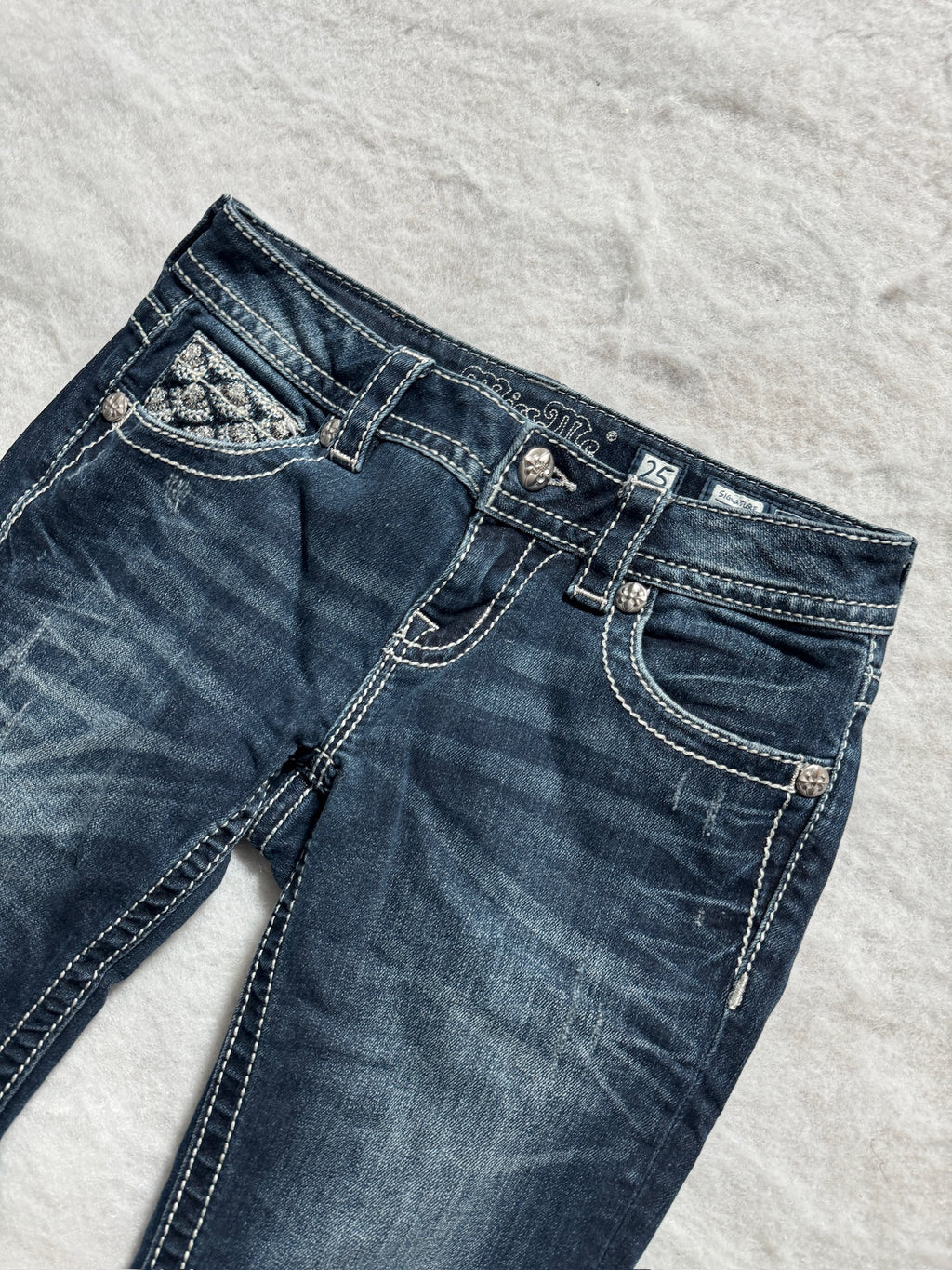 Miss Me Boot Cut Low Waist Jeans 25