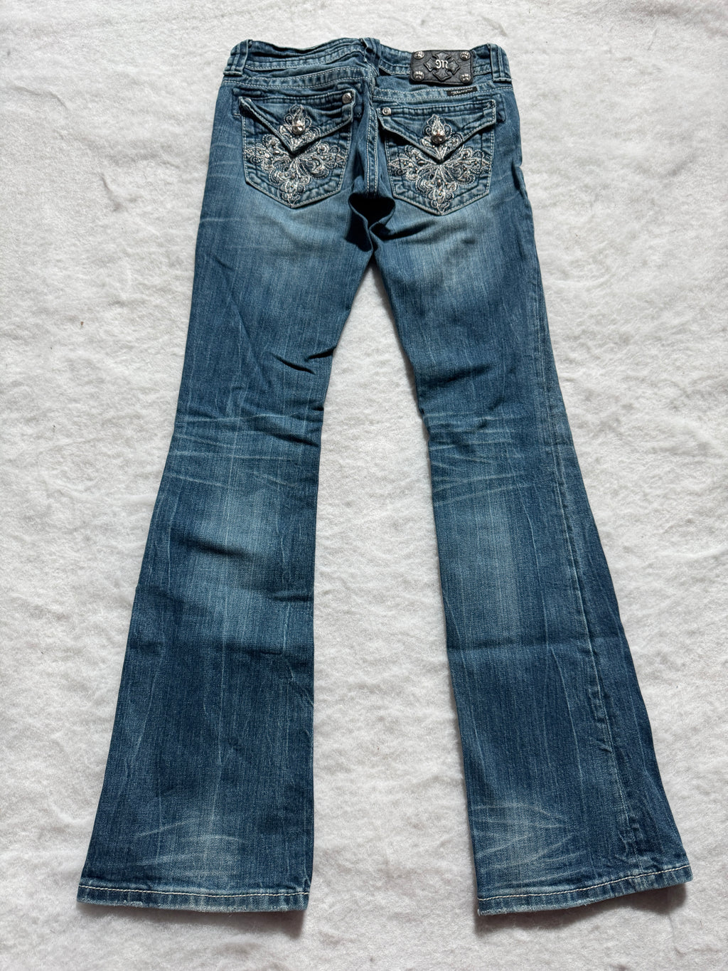 Miss Me Boot Cut Low Waist Jeans 26