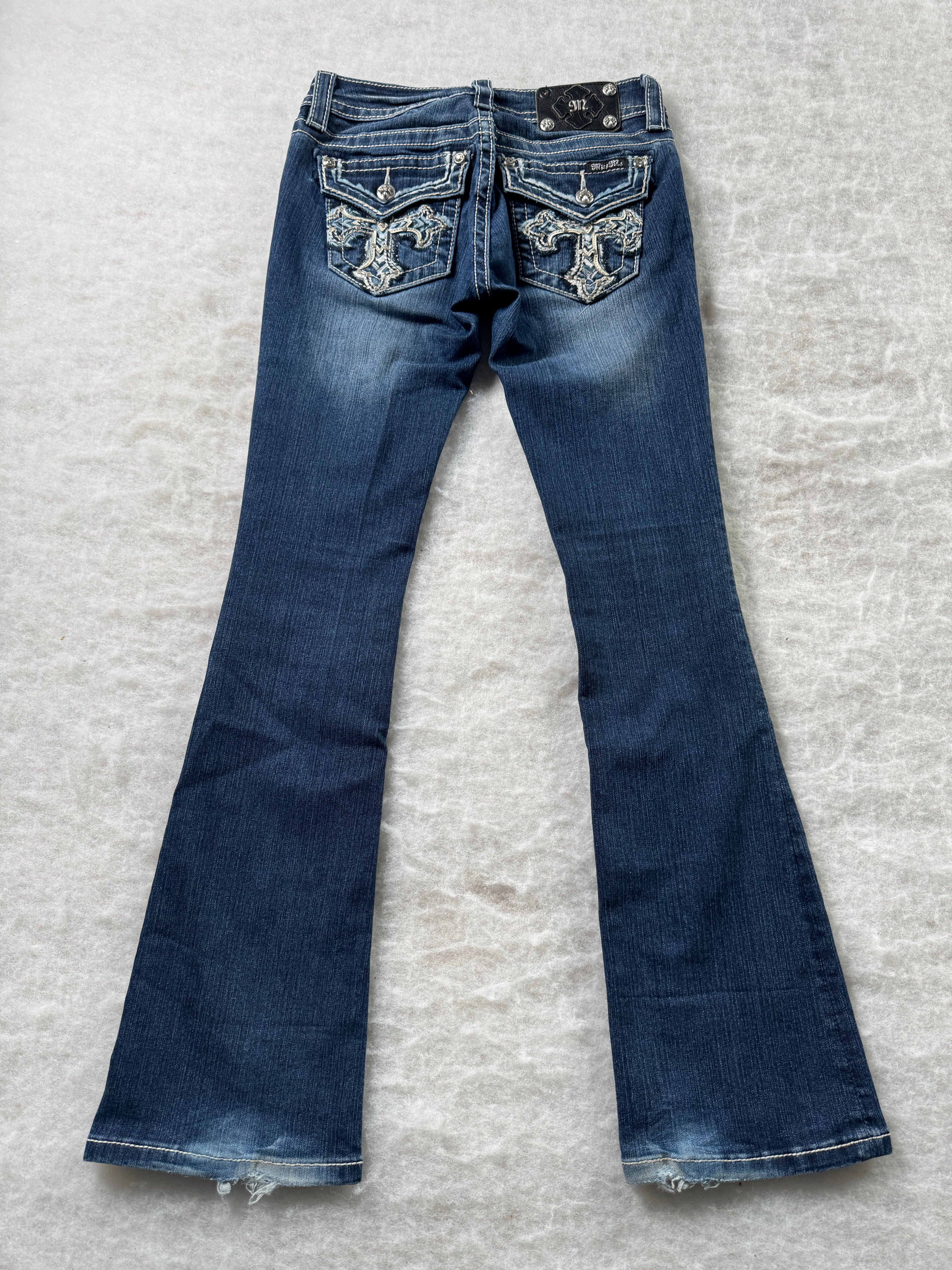 Miss Me Boot Cut Low Waist Jeans 26