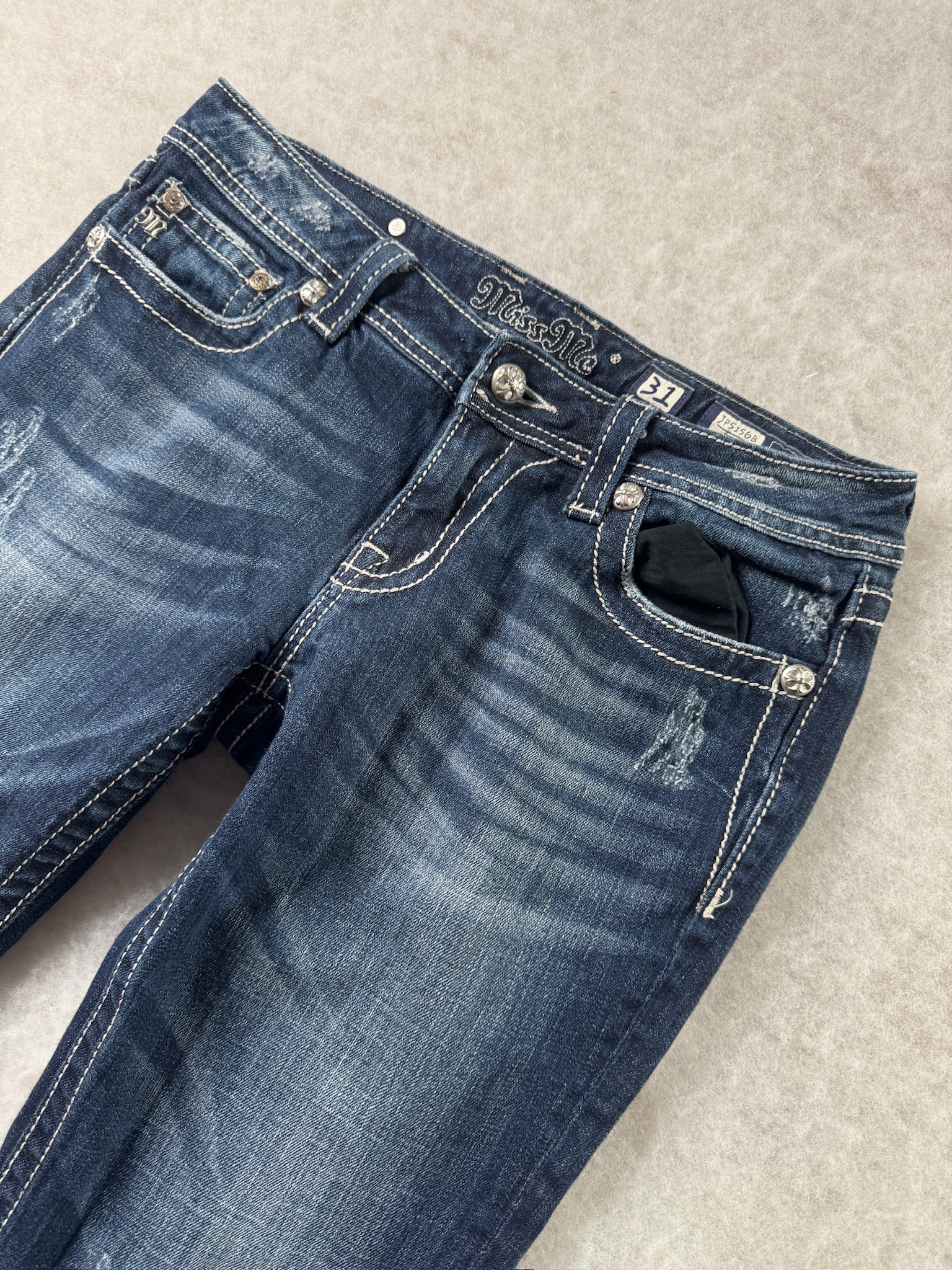 Miss Me Boot Cut Low Waist Jeans 31