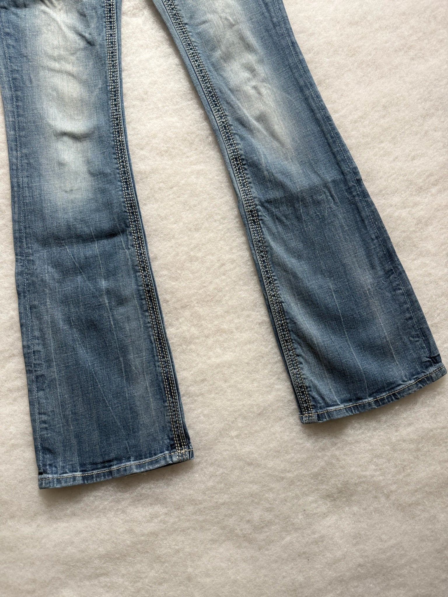 Boot Cut Low Waist Jeans 26