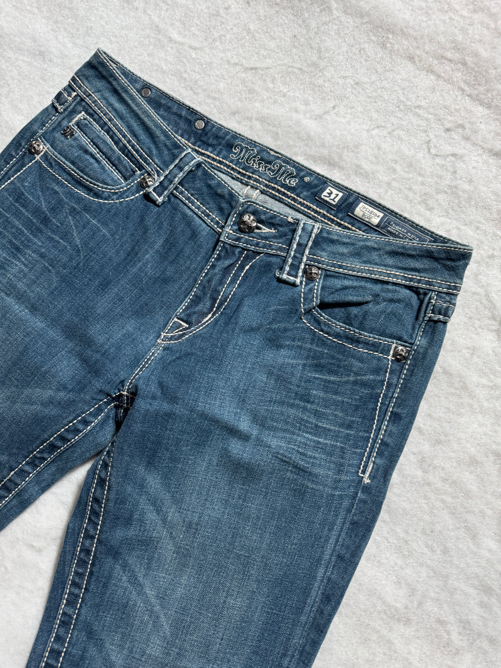 Miss Me Boot Cut Low Waist Jeans 31
