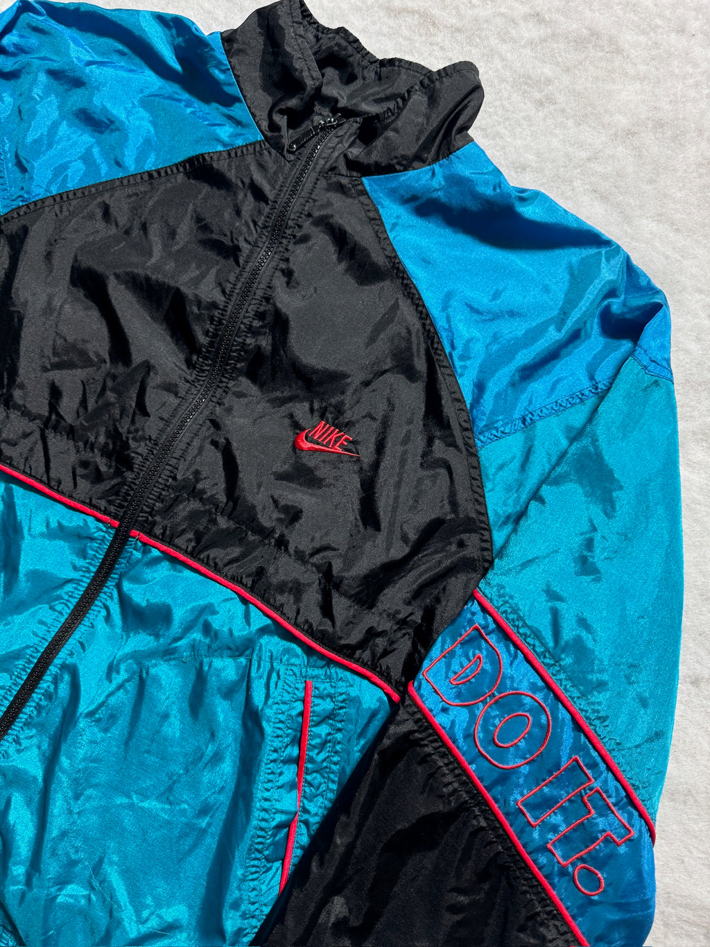 Nike Retro Windbreaker
