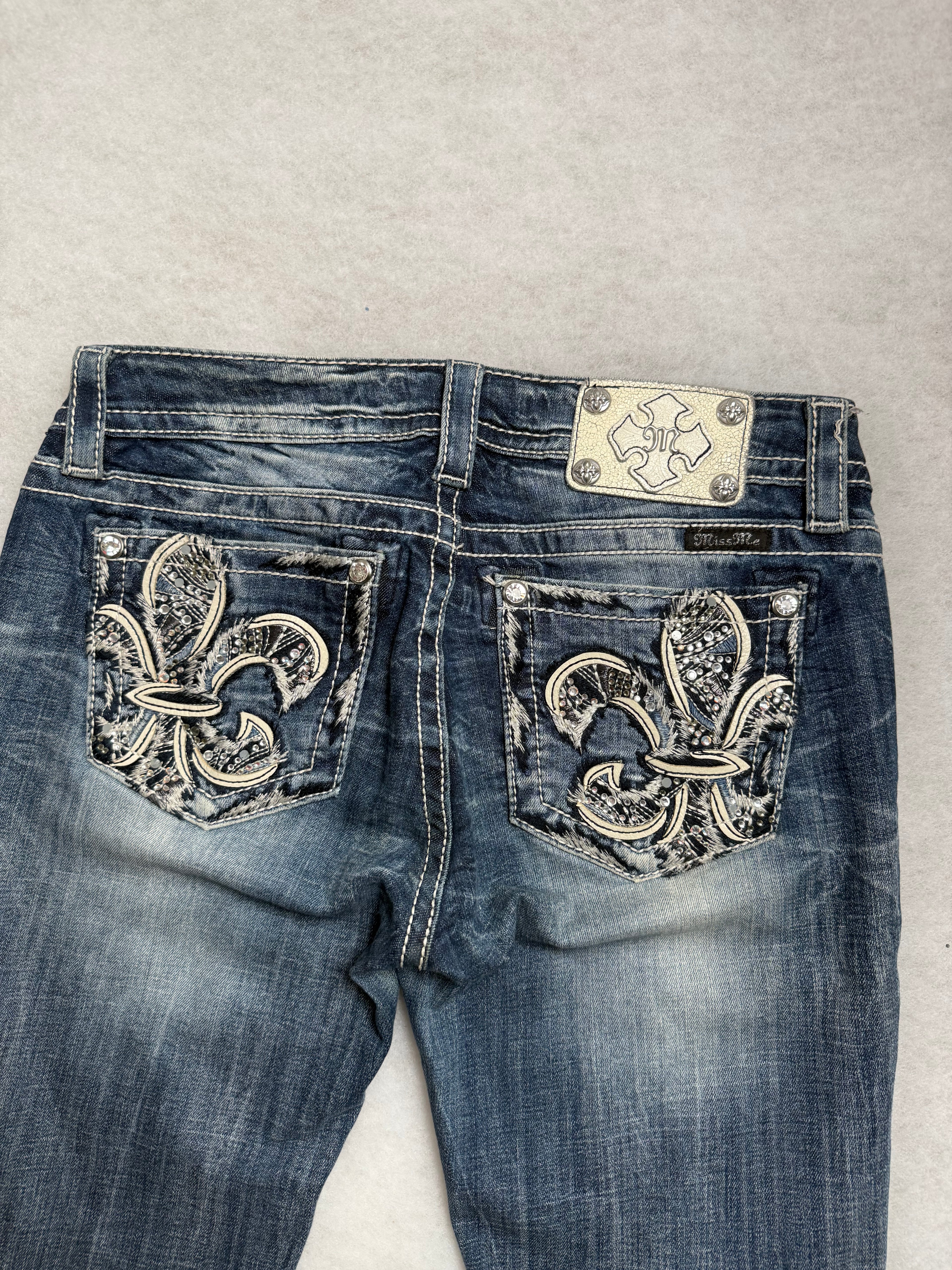 Miss Me Boot Cut Low Waist Jeans 29
