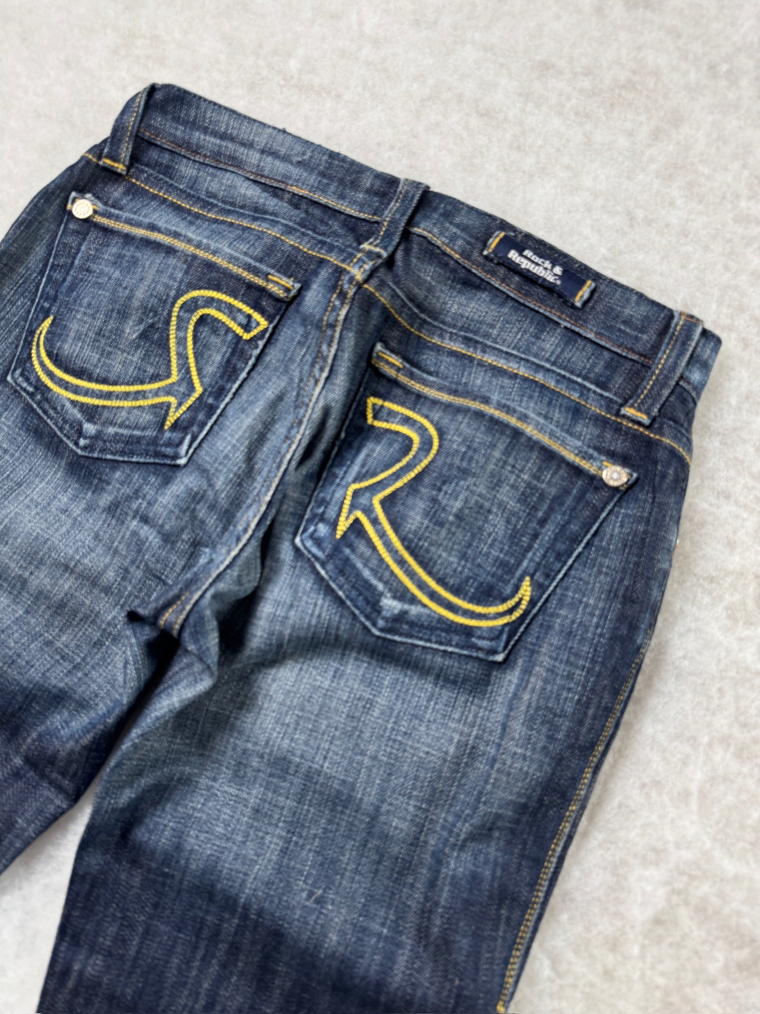 Rock & Republic Boot Cut Low Waist Jeans 25