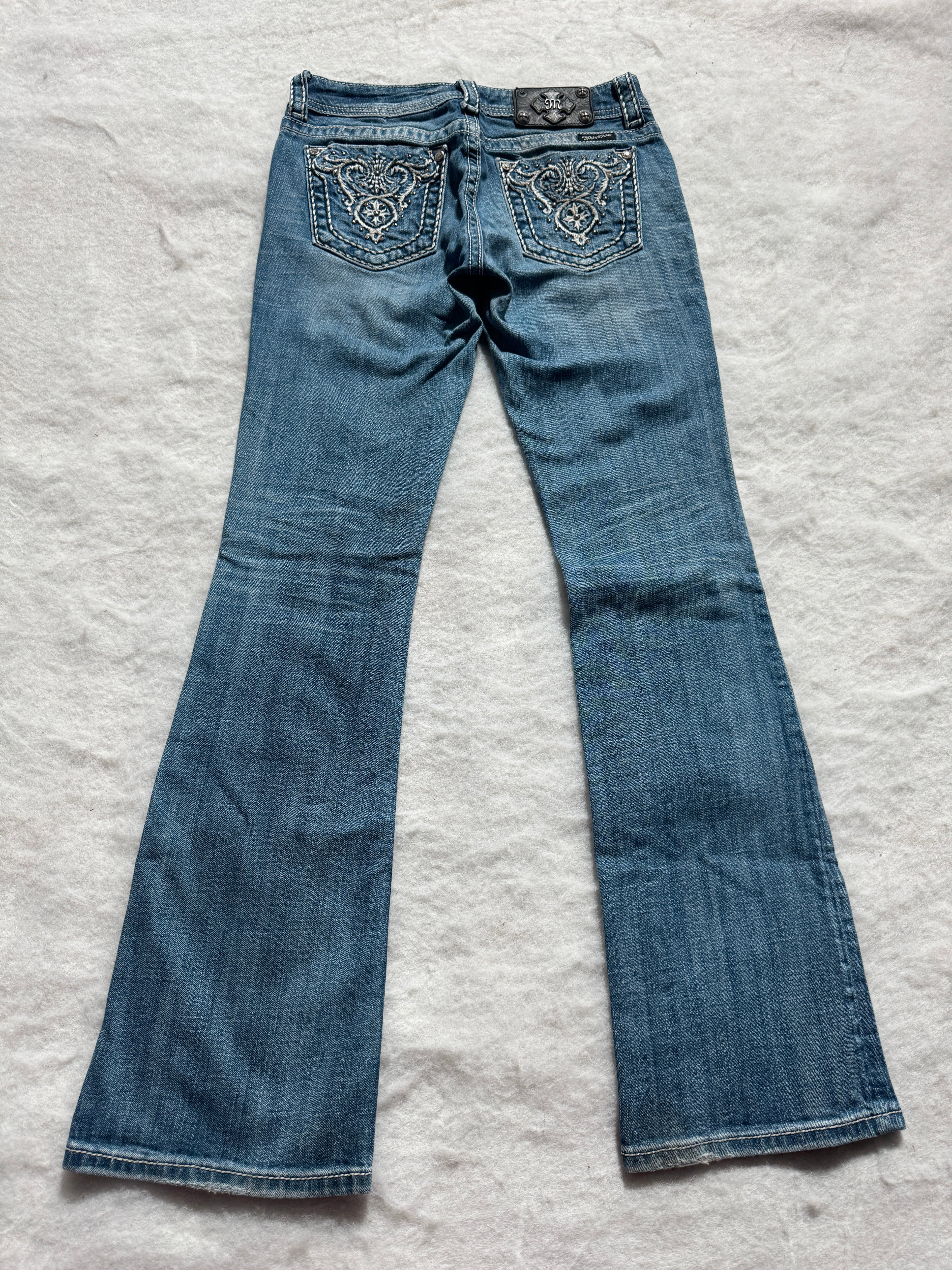 Miss Me Boot Cut Low Waist Jeans 28