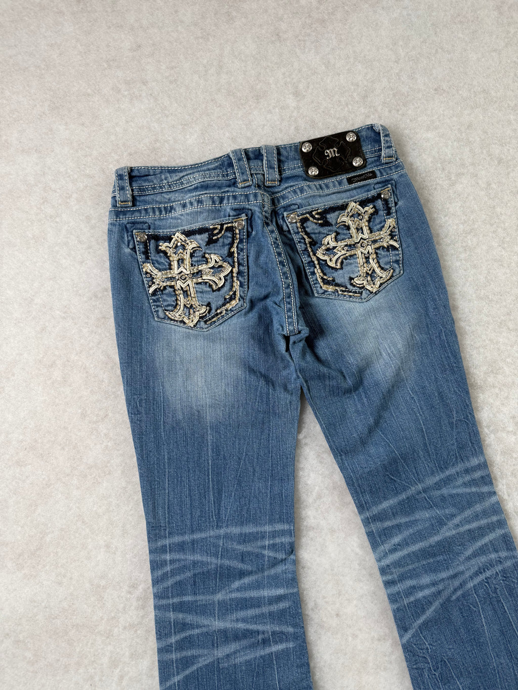 Miss Me Boot Cut Low Waist Jeans 28