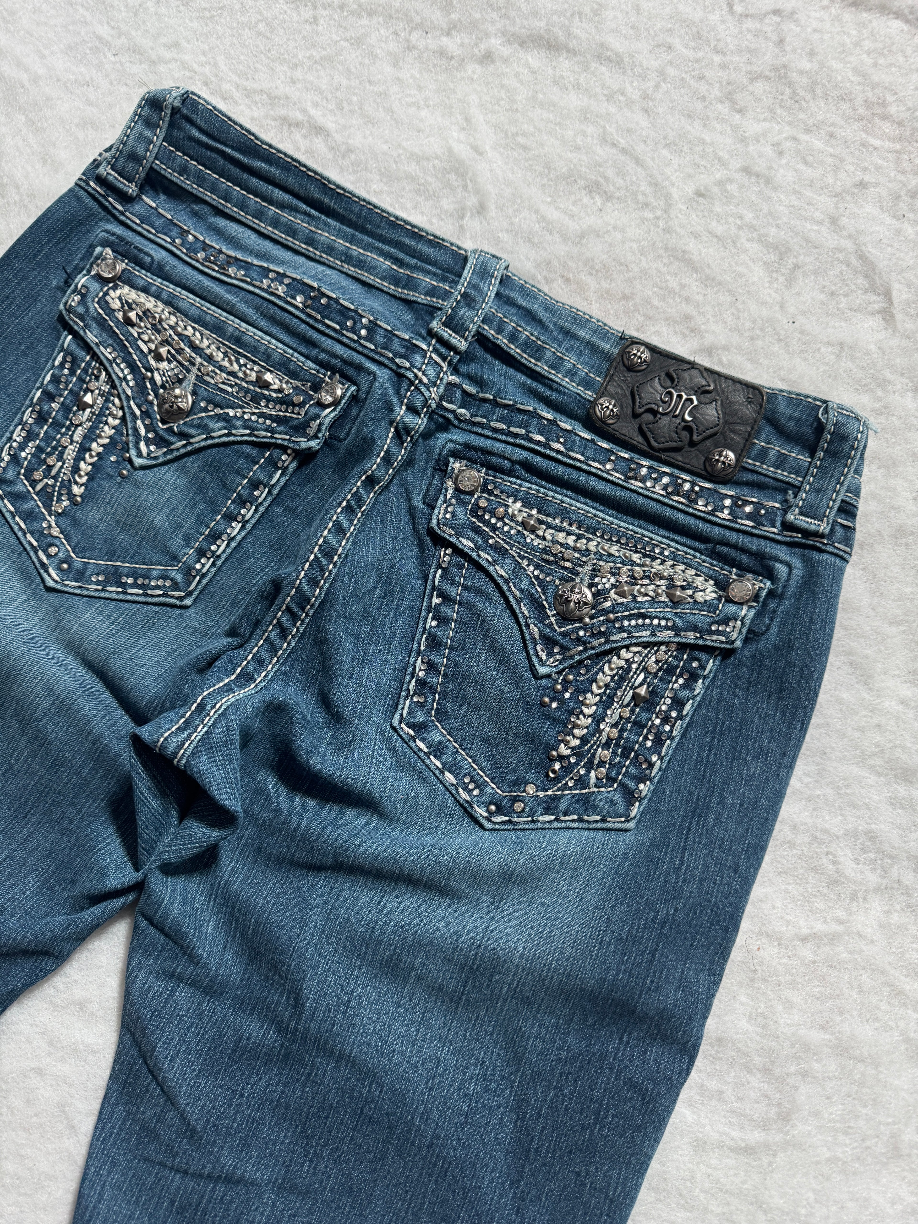 Miss Me Boot Cut Low Waist Jeans 27