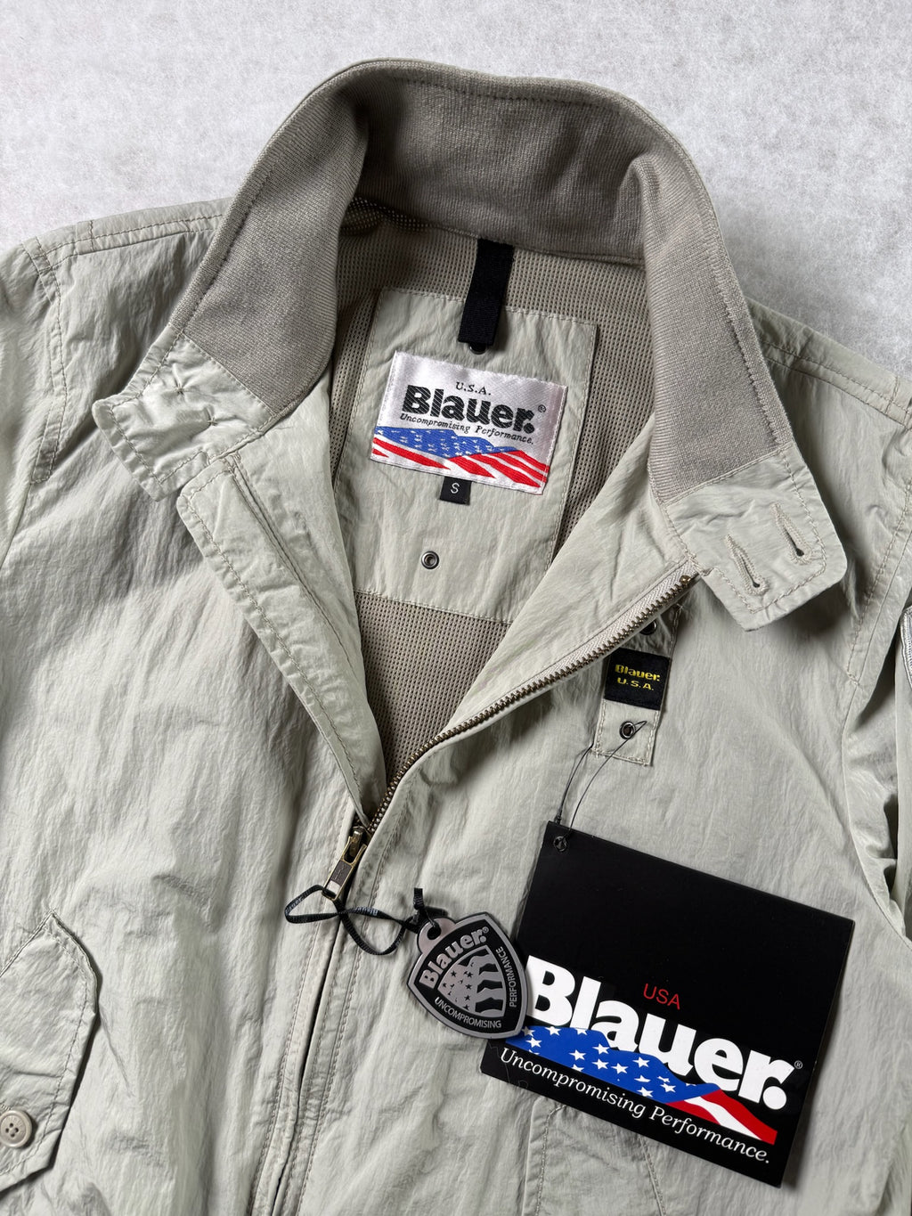 Blauer Übergangsjacke