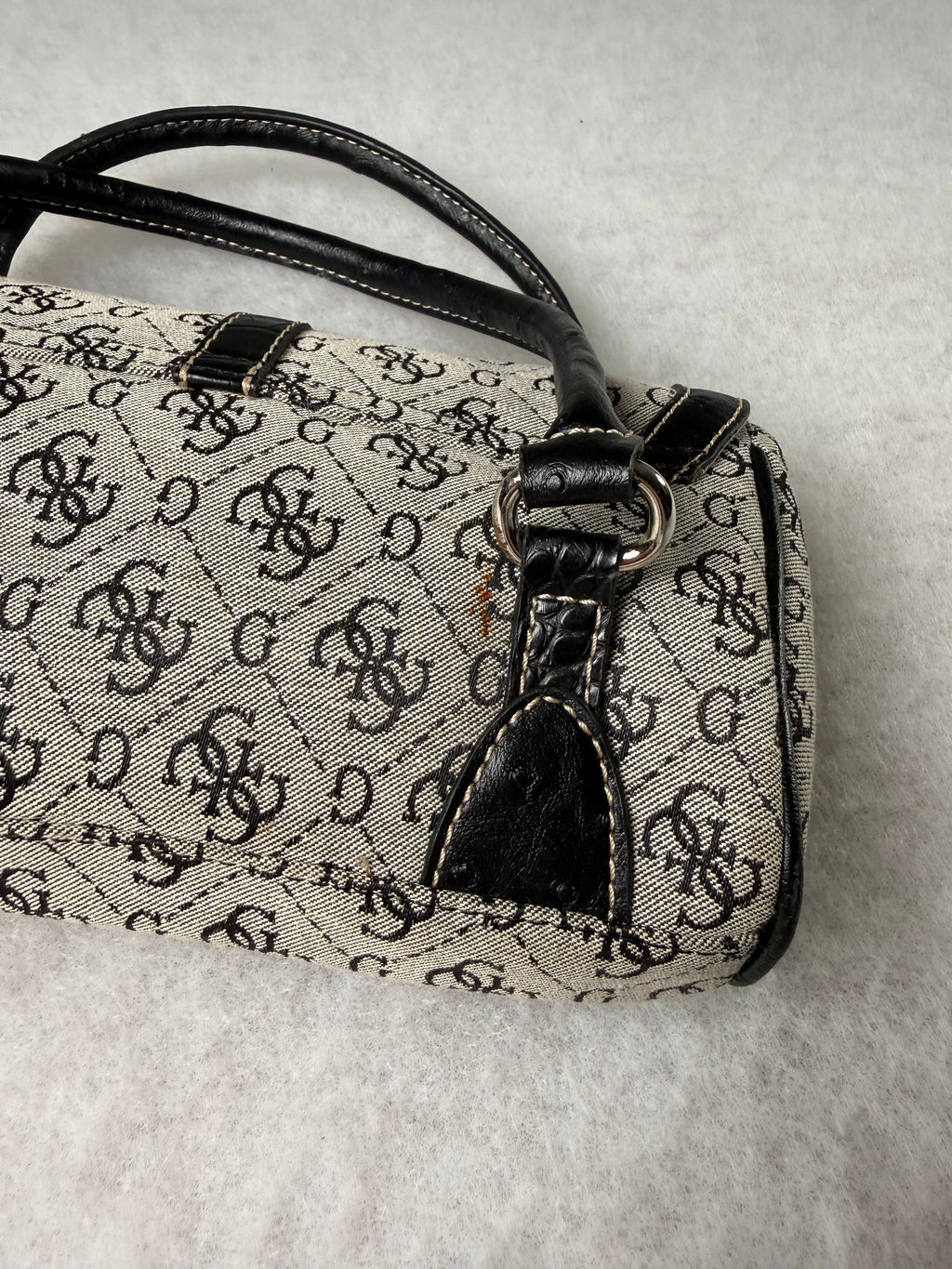 Guess Tasche