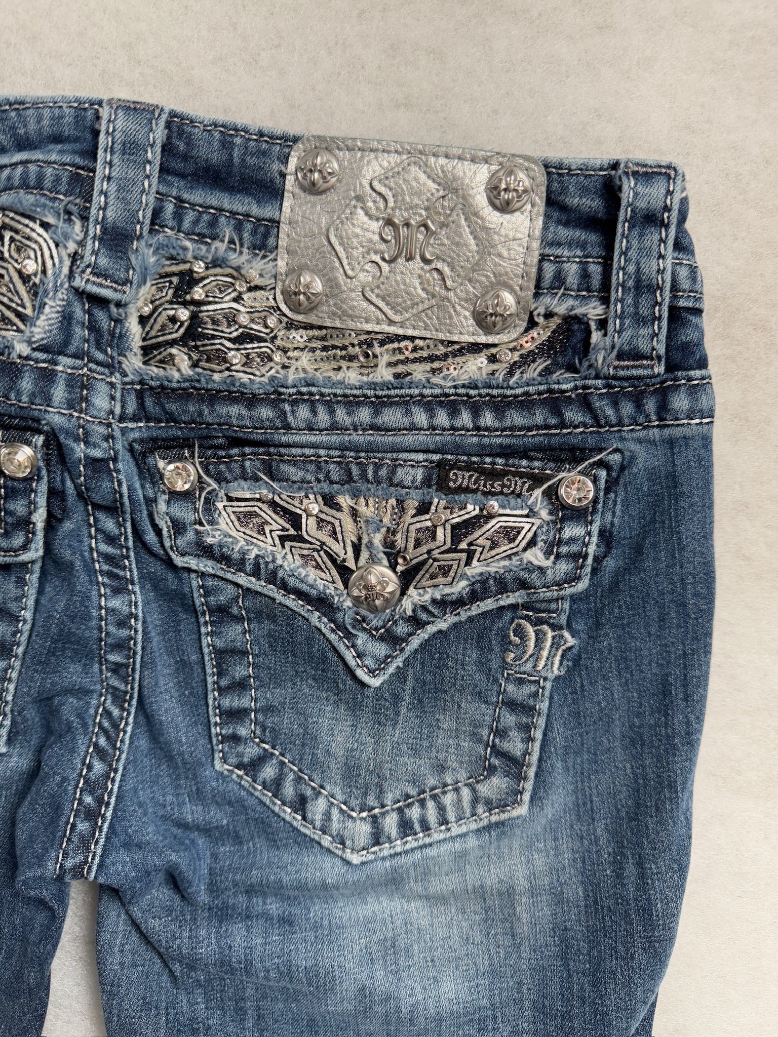 Miss Me Boot Cut Low Waist Jeans 27