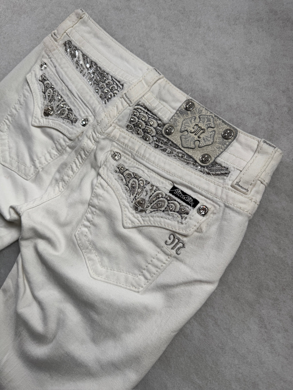 Miss Me Boot Cut Low Waist Jeans 28