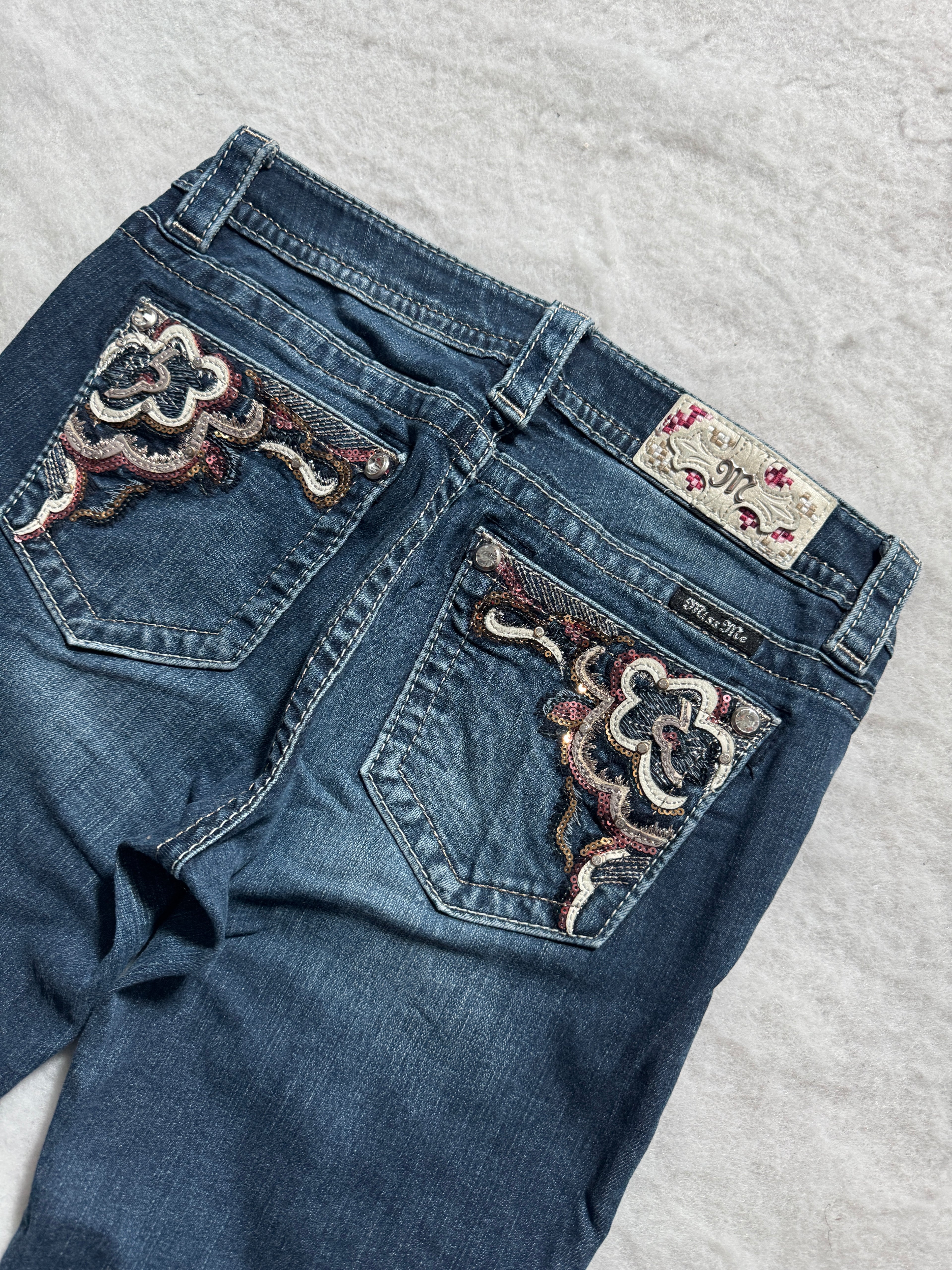 Miss Me Boot Cut Low Waist Jeans 27
