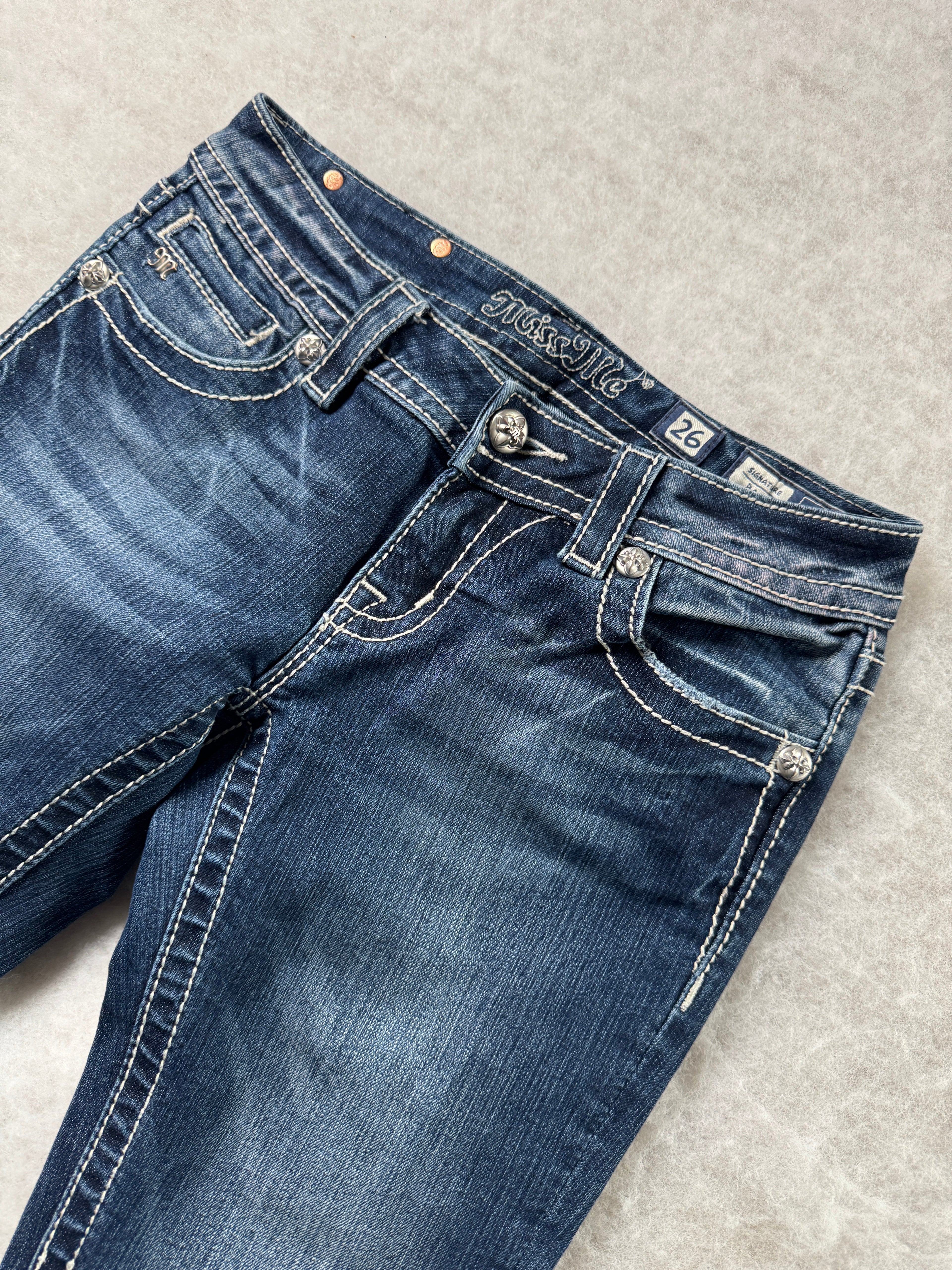 Miss Me Boot Cut Low Waist Jeans 26